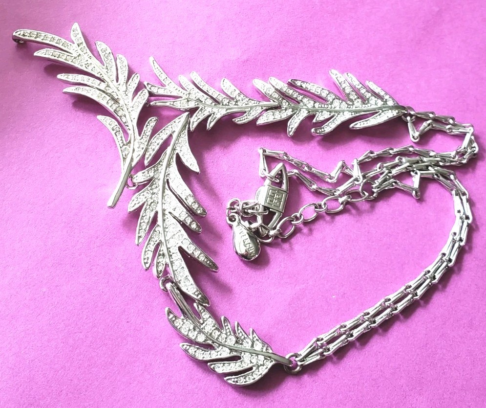 VTG High End 90s givenchy IMPORTANT crystal Y Drop Necklace Perfect For BRIDAL
