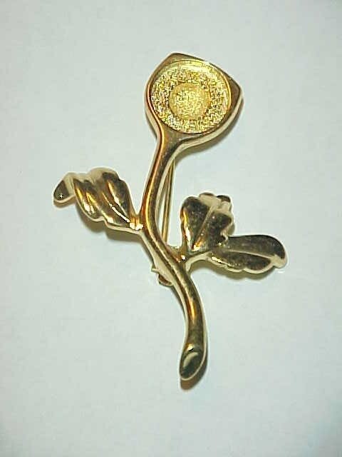 VINTAGE STAMPED SIGNED “JOAN RIVERS” GOLD 10mm. UNSET FLOWER 2″ BROOCH PIN L975