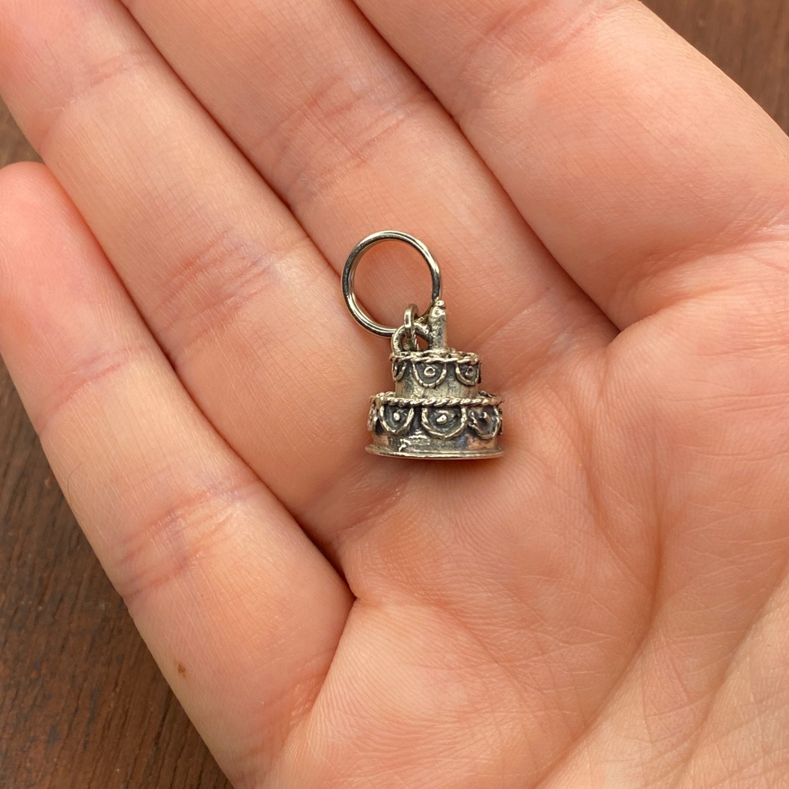 Vintage Beau 925 Sterling Silver “Happy Birthday” Cake Pendant Bracelet Charm