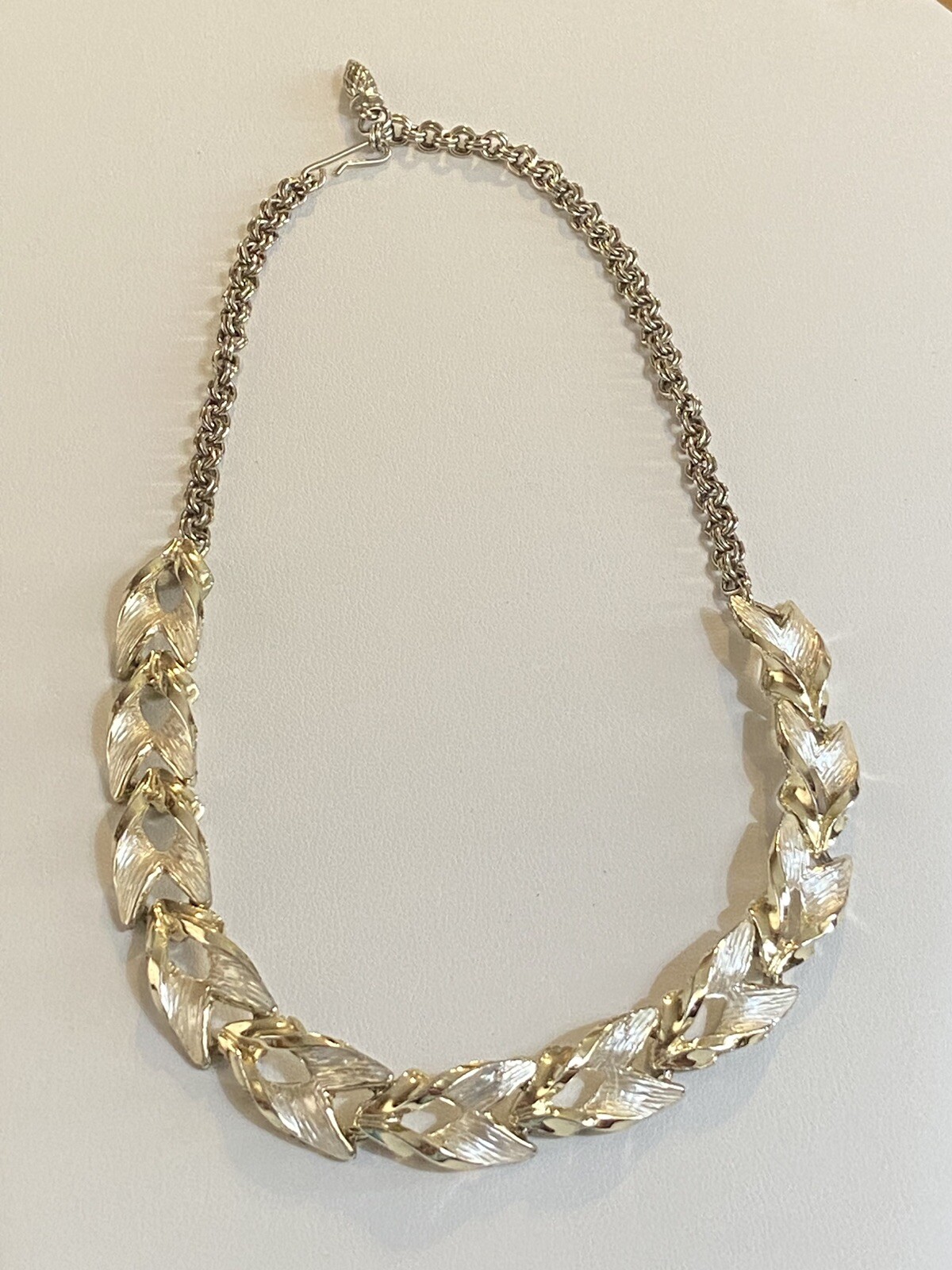 Vintage Silver & Gold Tone Textured Leaf Link Necklace 16” Length