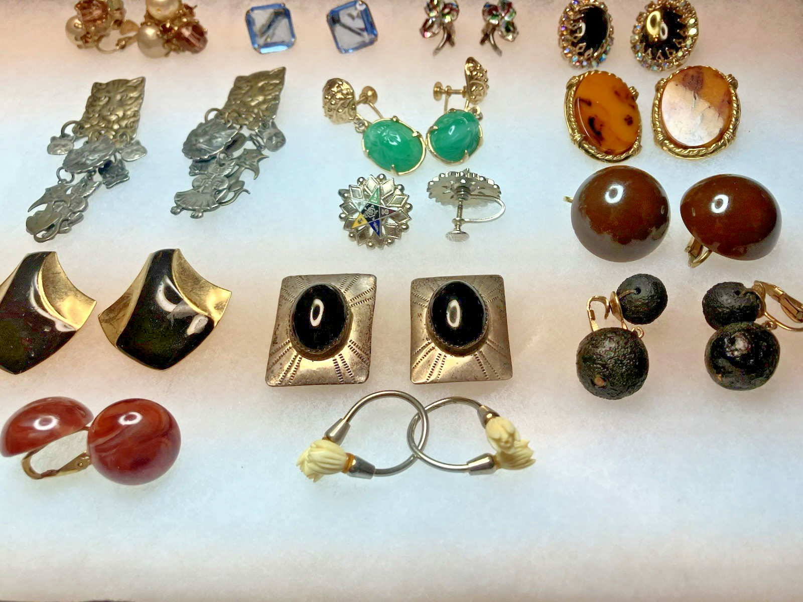 LOT OF 14 PAIRS OF VINTAGE ASSORTED STERL & Signed JEWELRY EARRINGS ALL WEARABLE
