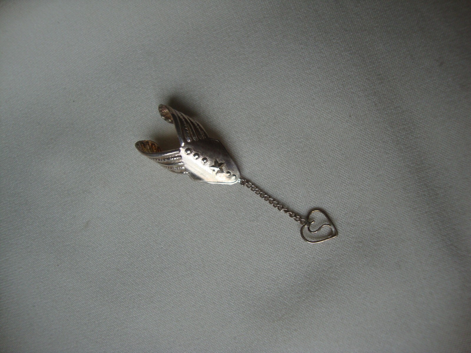 VTG EMBOSSED STAR CUFF DANGLING OPENWORK ” SWEETHEART ! ” SILVER 925 EARRING