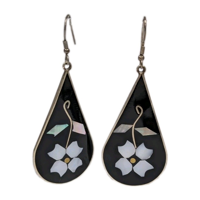 Vintage Alpaca Mexico black earrings with mother of pearl and abalone flower