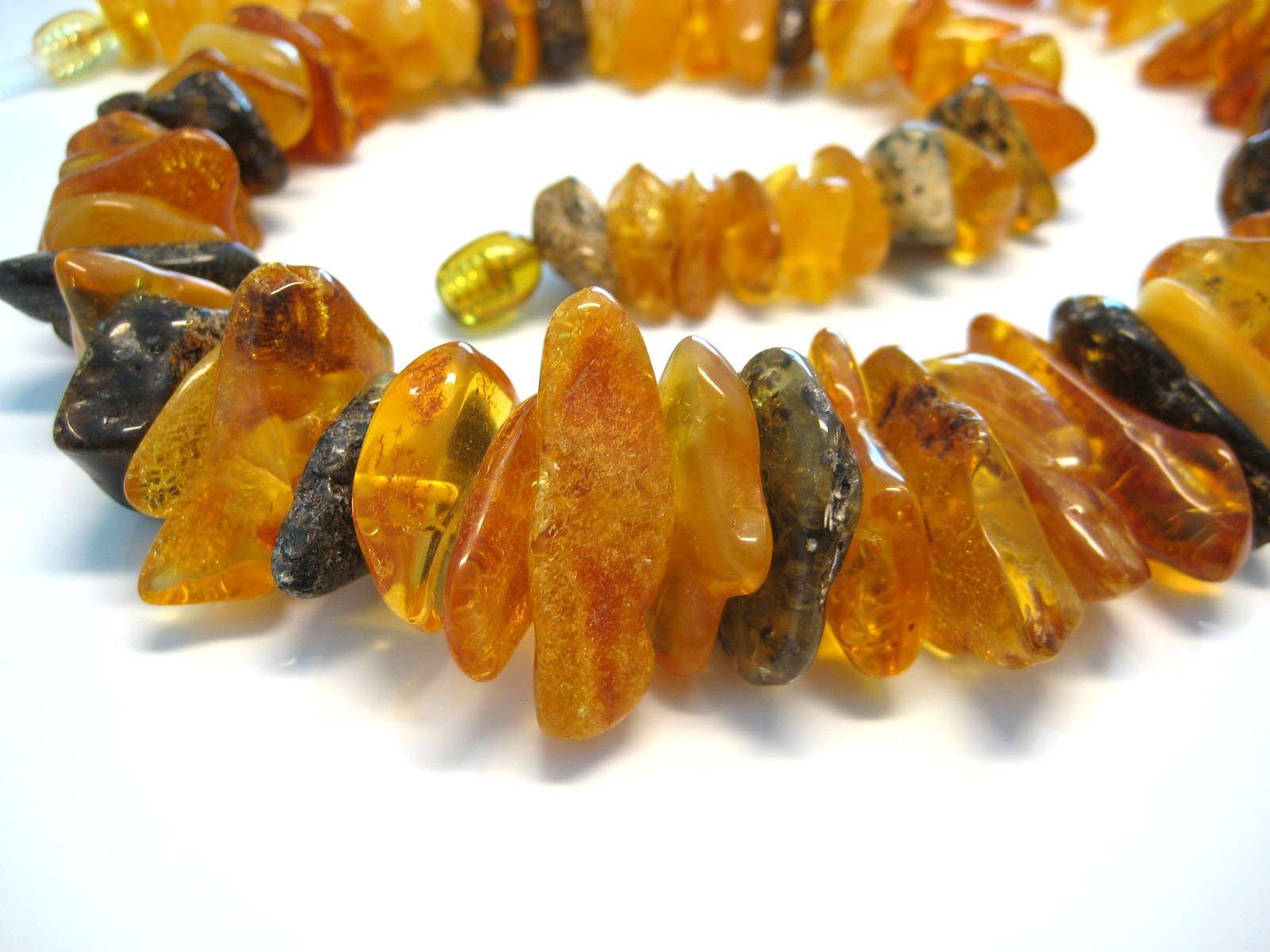 Genuine Massive Amber Beautiful Baltic Amber Necklace 60 grams 21 inches !!!
