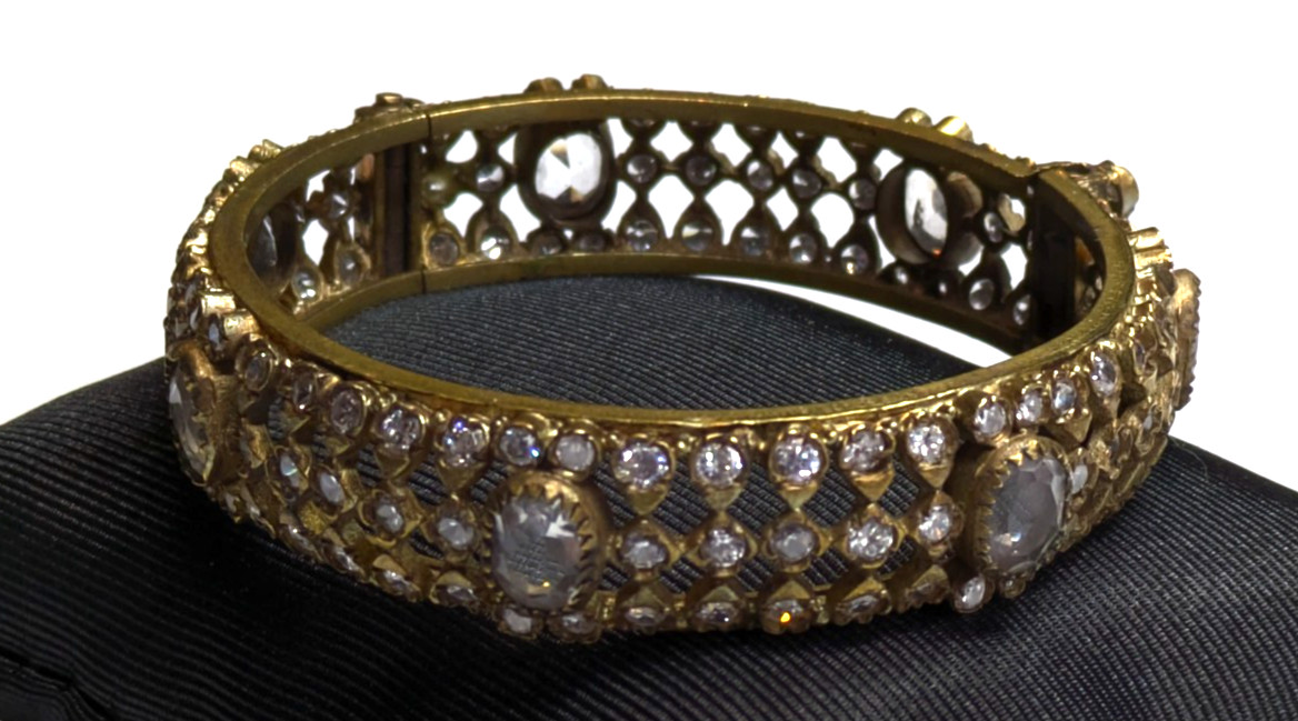 Kundan Style Indian Hinged Polki Bangle Bracelet Clear Glass Stones 1/2″ Wide