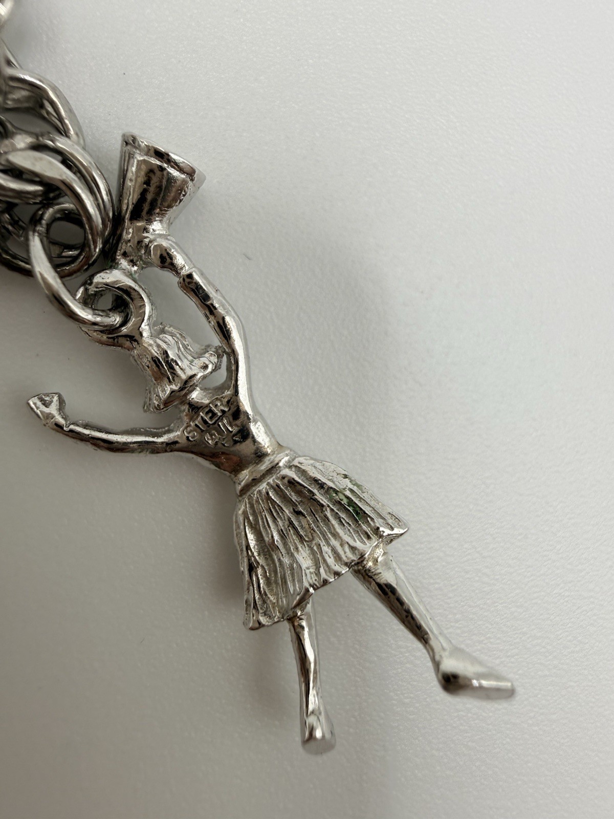 Sterling Silver Charm Bracelet Vintage Mixed Charms Heart Seahorse Cheer 30g U4