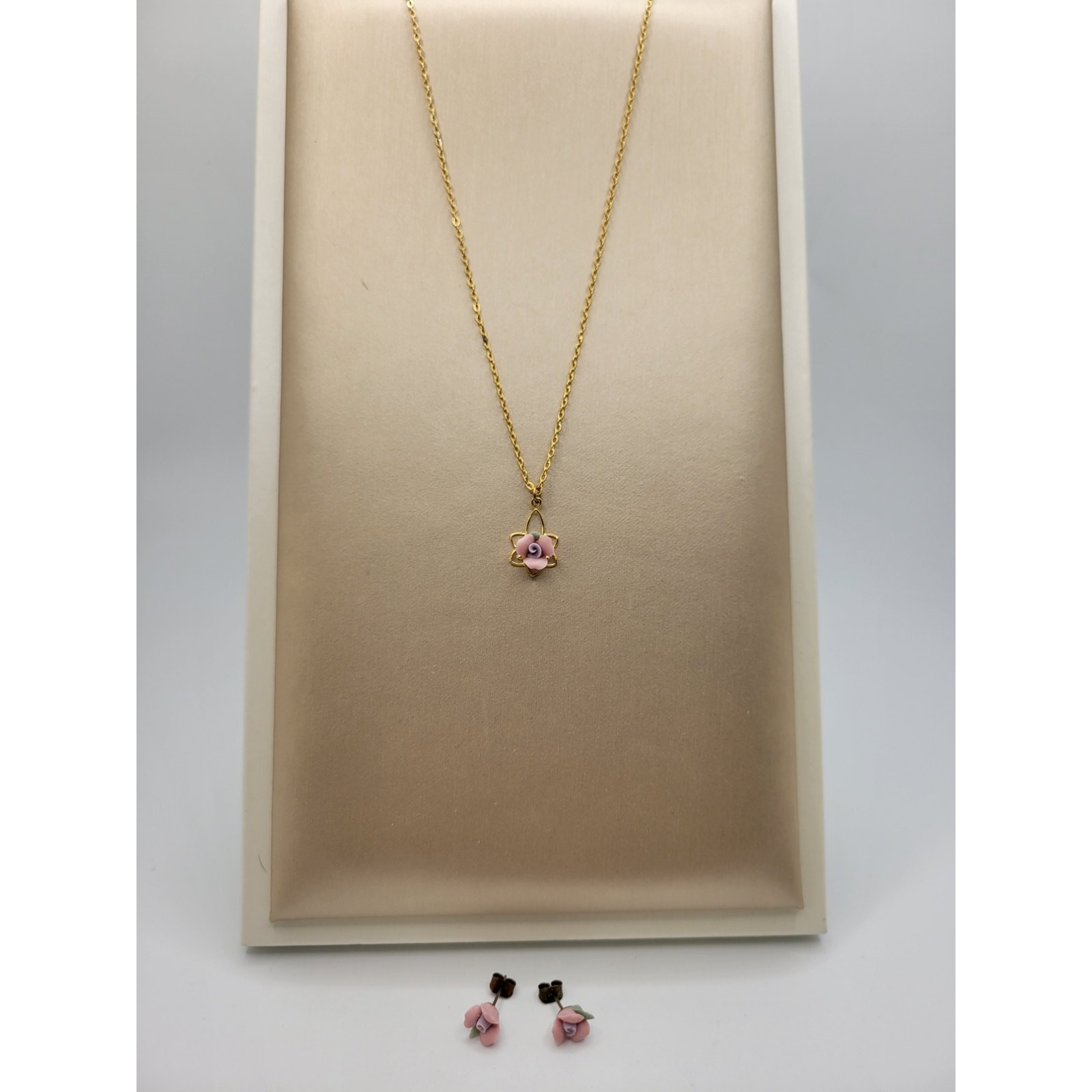 1928 Brand Pink Rose Pendant Necklace Faux Pearls Vintage Set Pierced Earrings