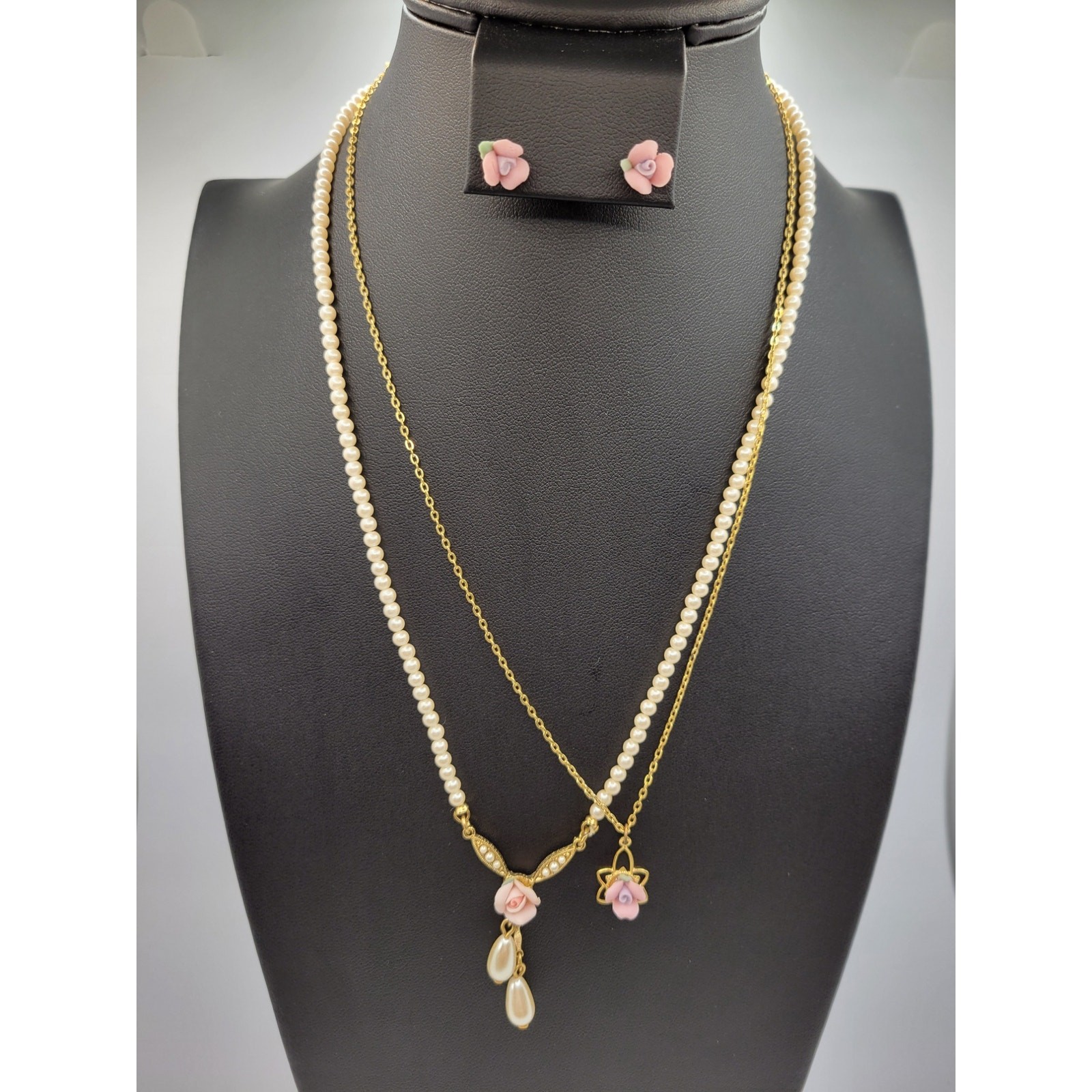 1928 Brand Pink Rose Pendant Necklace Faux Pearls Vintage Set Pierced Earrings