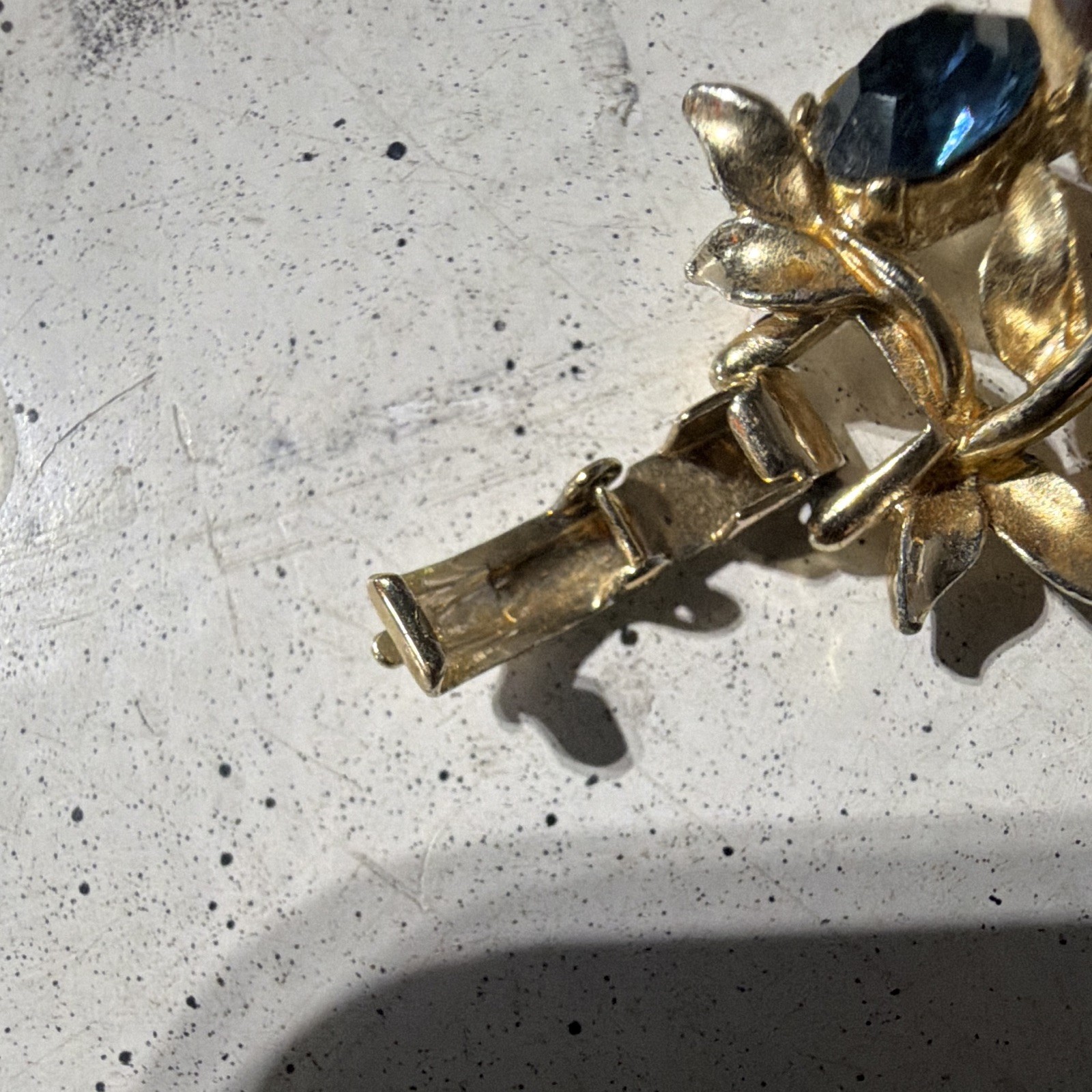 Gold Tone Floral Leaf Link Bracelet Purple Teardrop Rhinestones Blue, Box Clasp