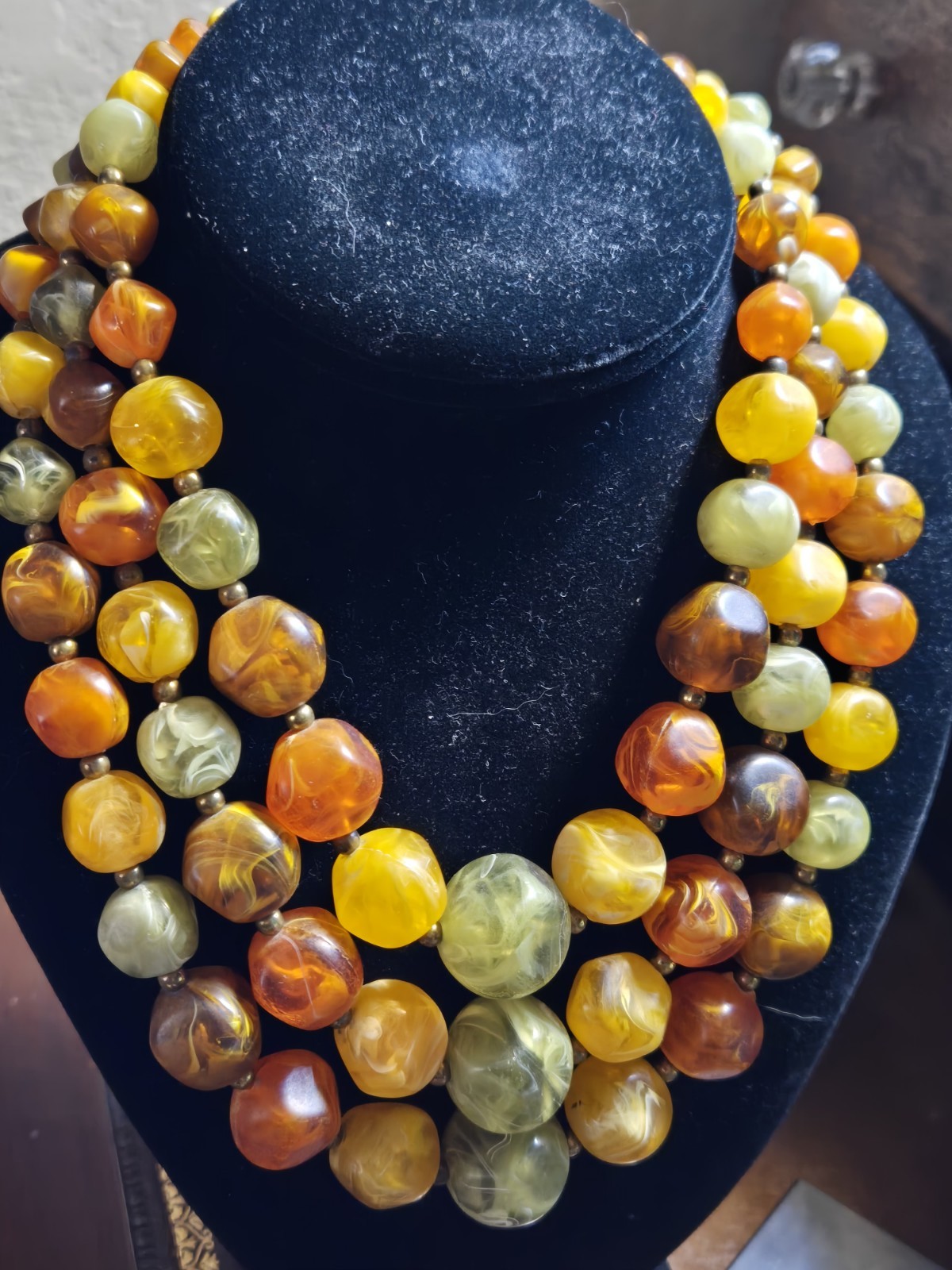 Vintage Swirl Plastic Triple Strand Necklace- great colors