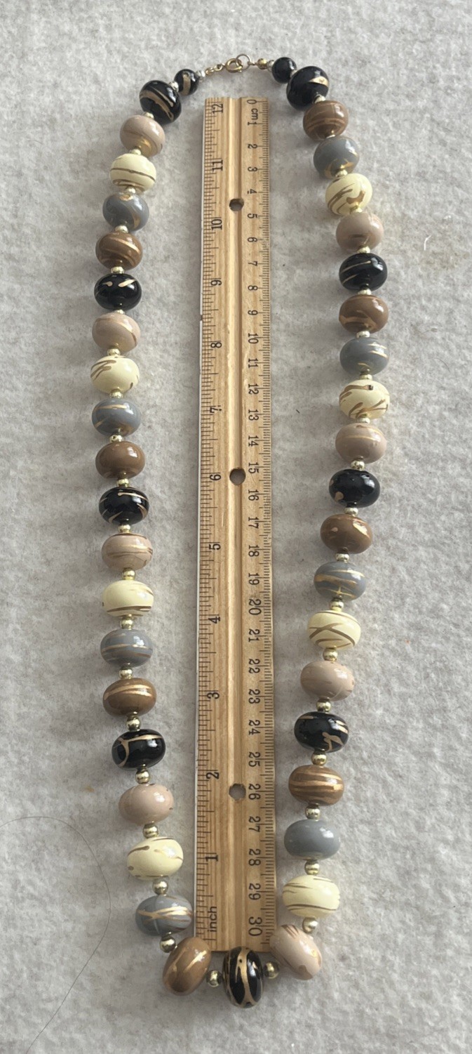 Vintage Earth Tone Acrylic/ Resin Beaded Necklace With Splashes Of Gold. 13”