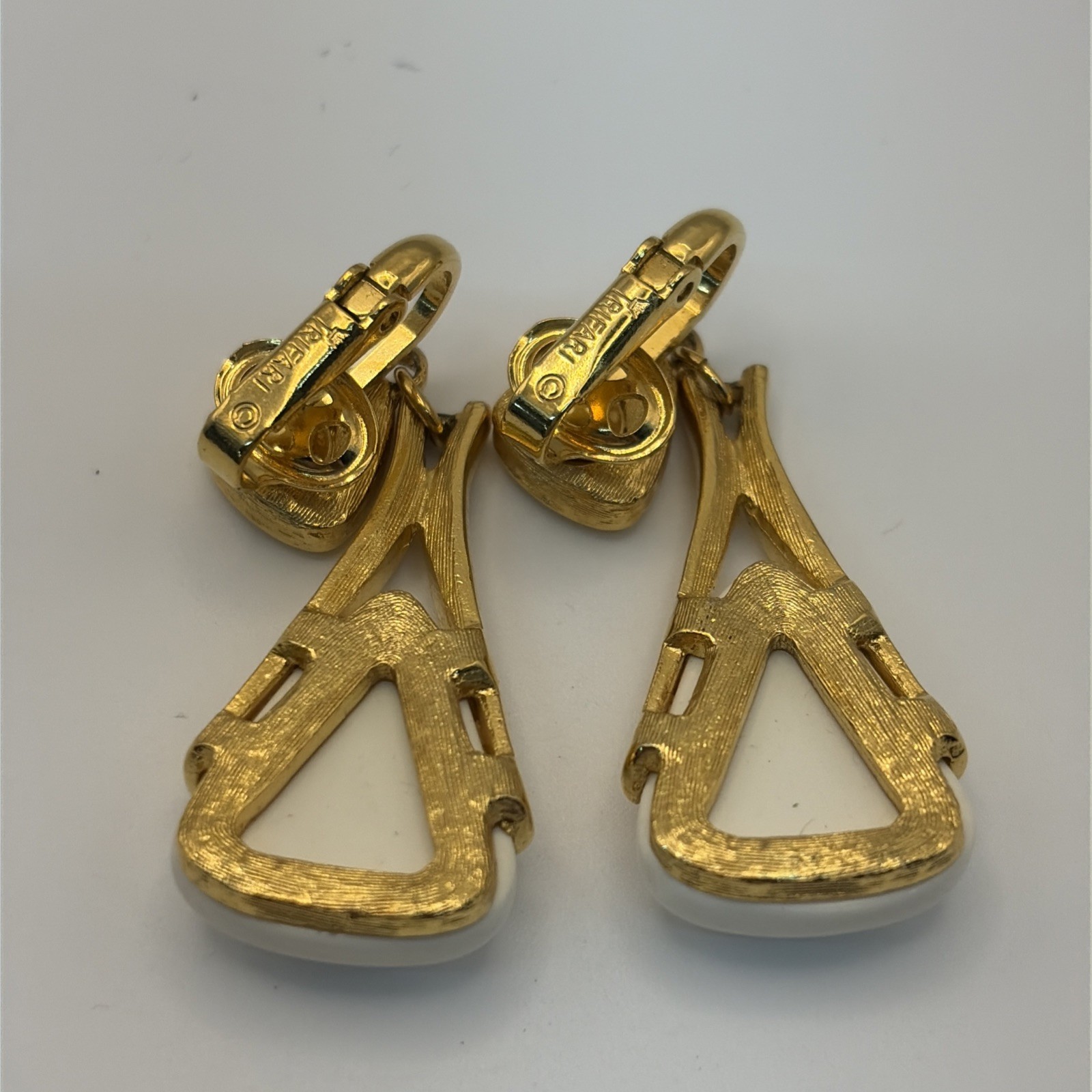 Vintage Crown Trifari Dangle Gold Tone White Clip On Earrings, Elegant 1 1/2”