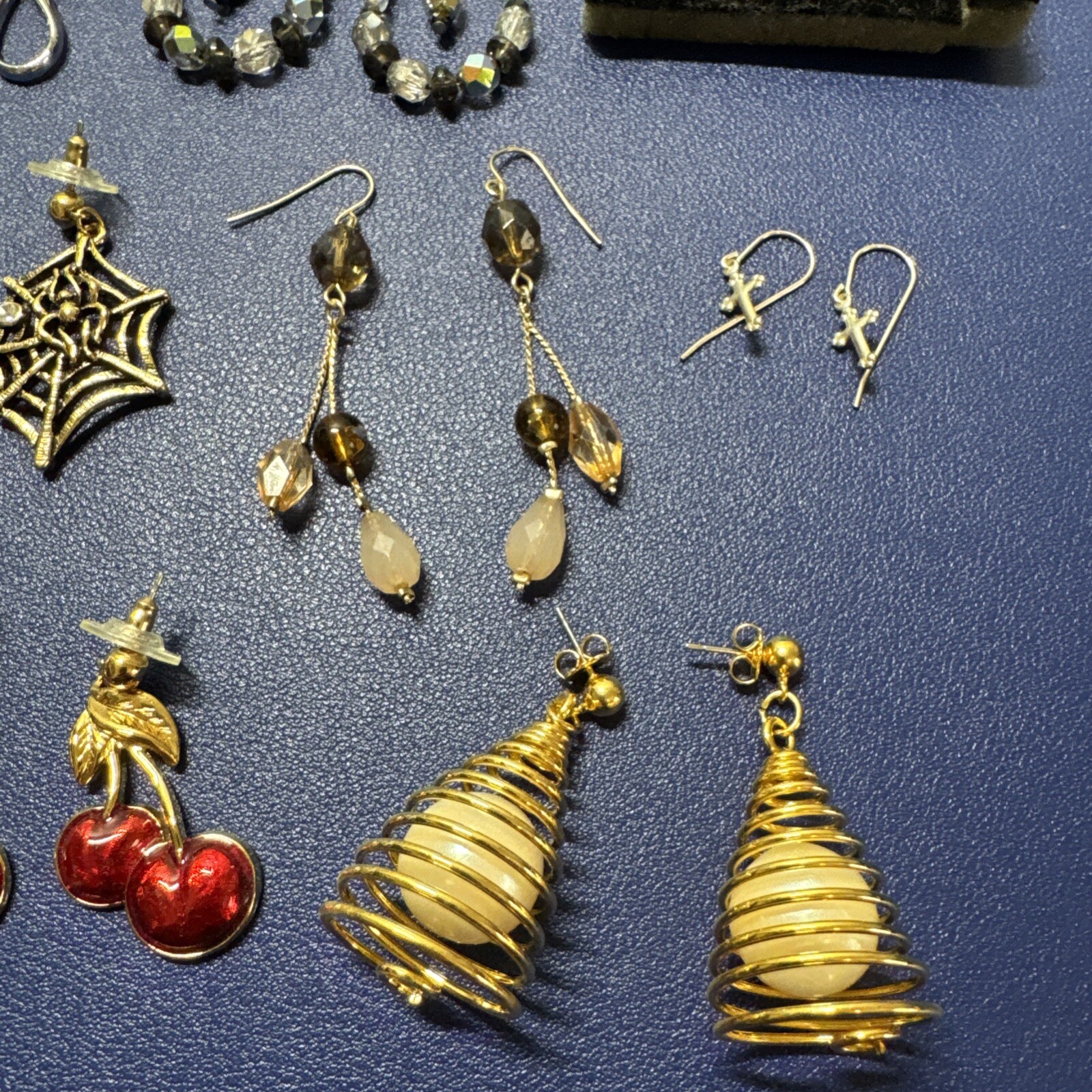 Vintage Napier, Avon Dangle Earrings Pierced Lot Of 22 – See Pictures