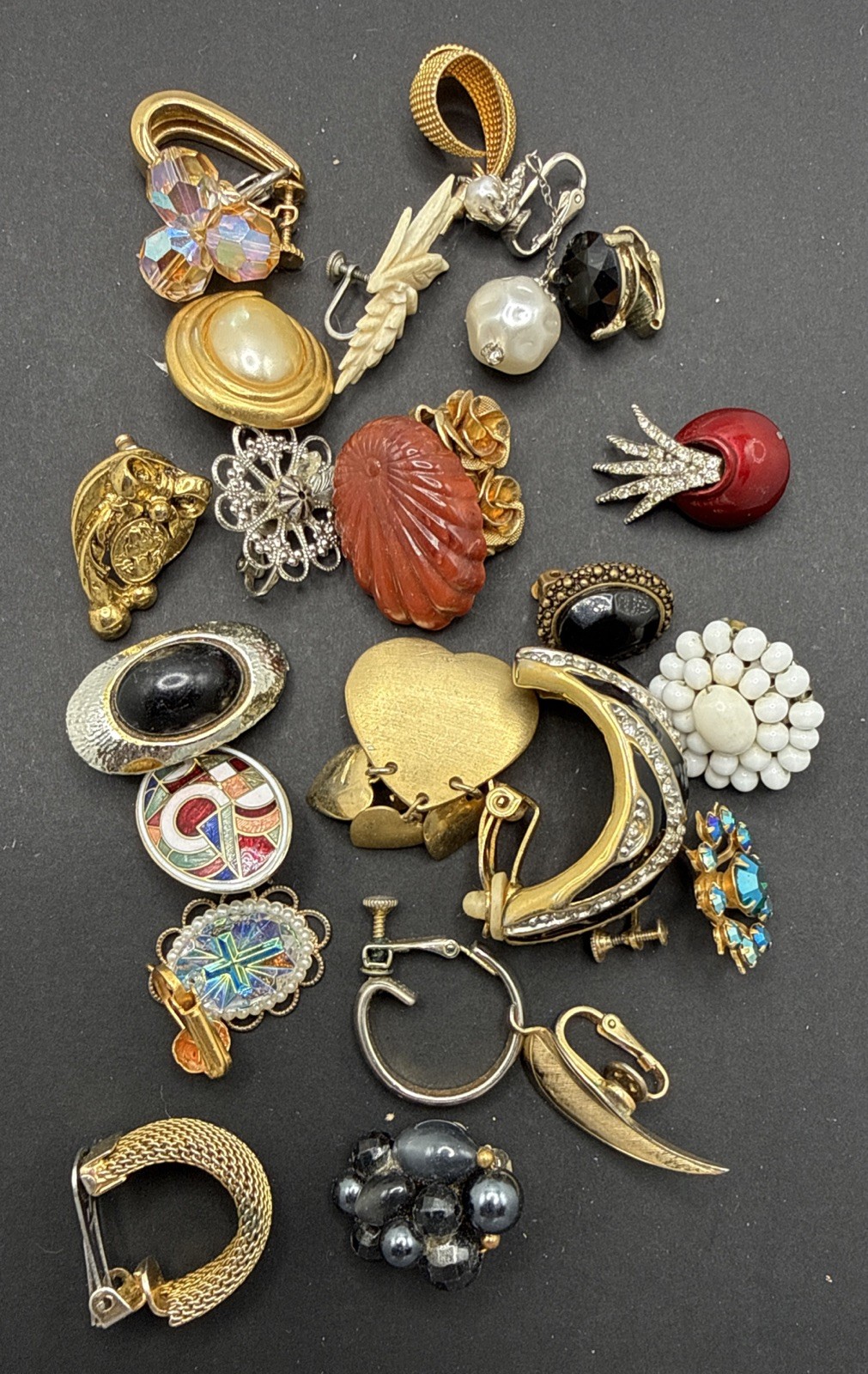 Lot Of SINGLE Earrings Mostly Vintage Clip On – Parts Craft – Some Signed E3-6