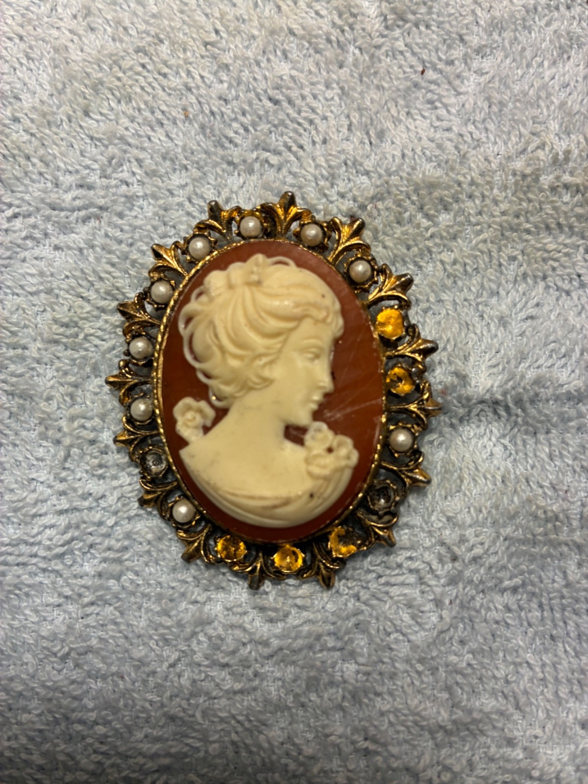 Antiqued Swarovski Broach or Pendant Vintage Cameo