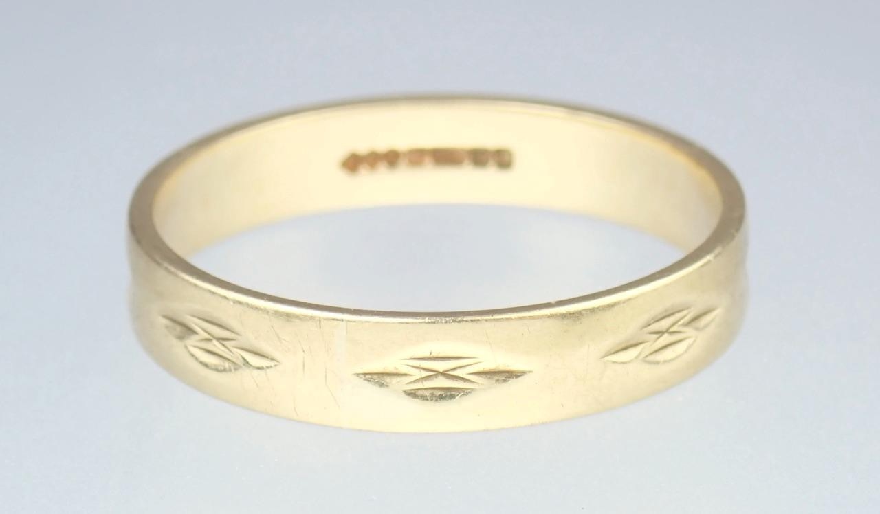 Super Vintage 1980s Solid 9K Gold 3.6mm Diamond Cross Wedding Band Ring 1984 6.5