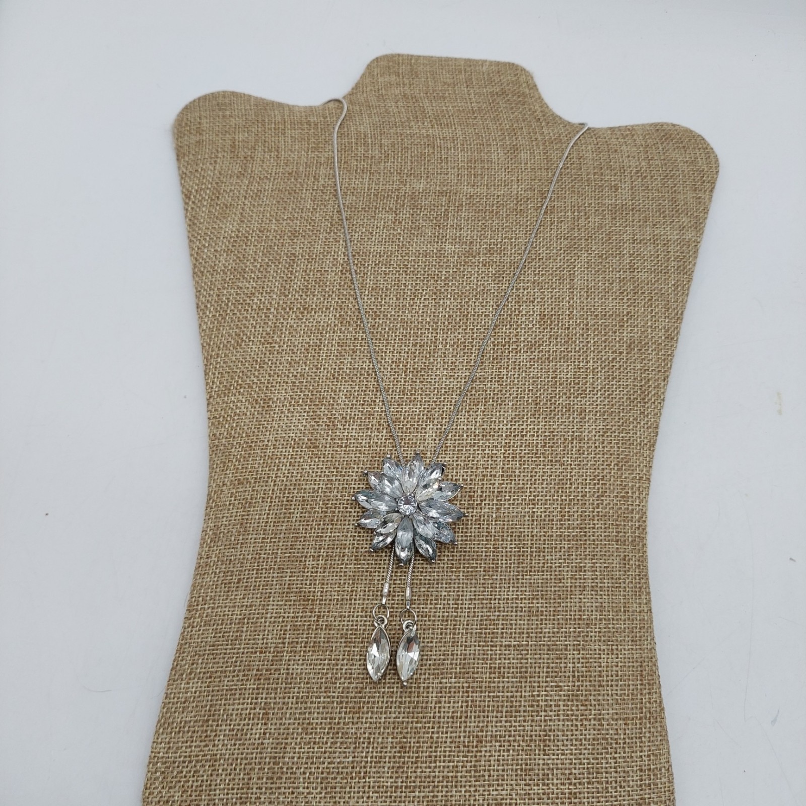 Clear Marquise Rhinestone Flower Silver Tone Lariat Slide Necklace Vintage