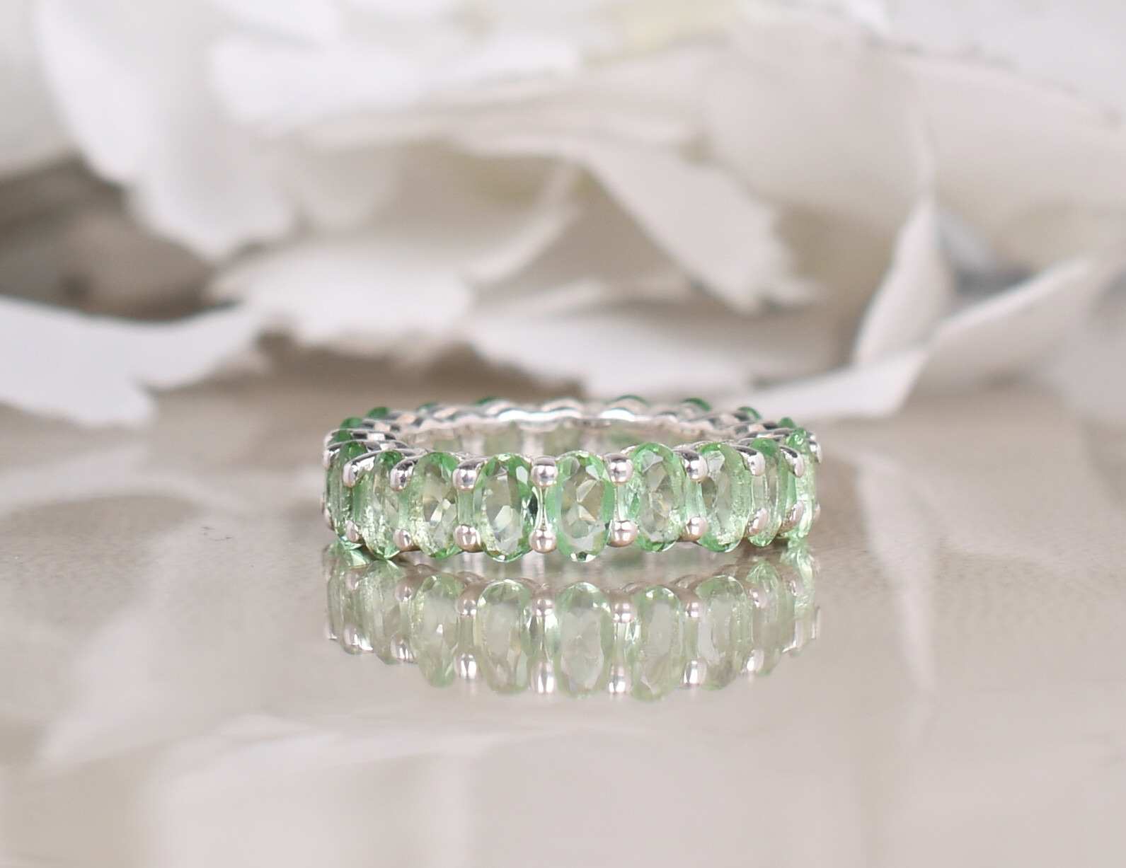 Mint Green Sapphire Wedding band Ring Green Sapphire Ring Anniversary Gifts
