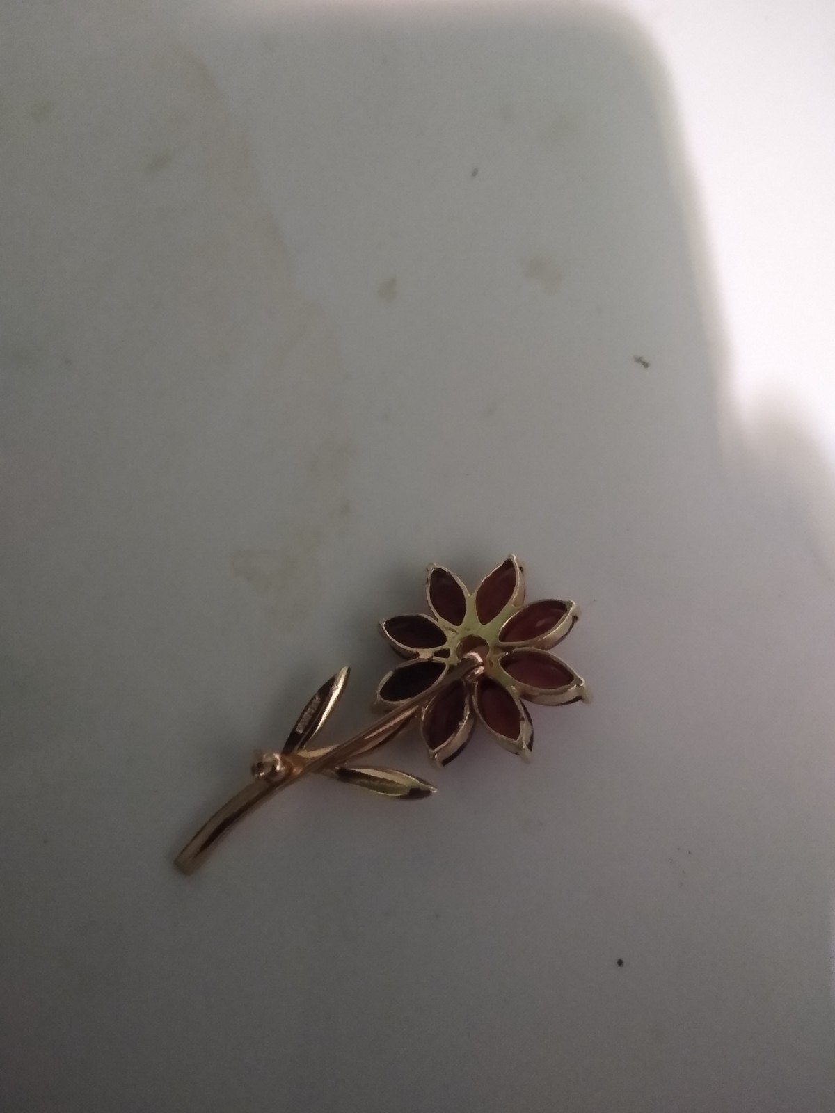 OPAL AND GARNET 14K YELLOW GOLD FLOWER PIN BROOCH