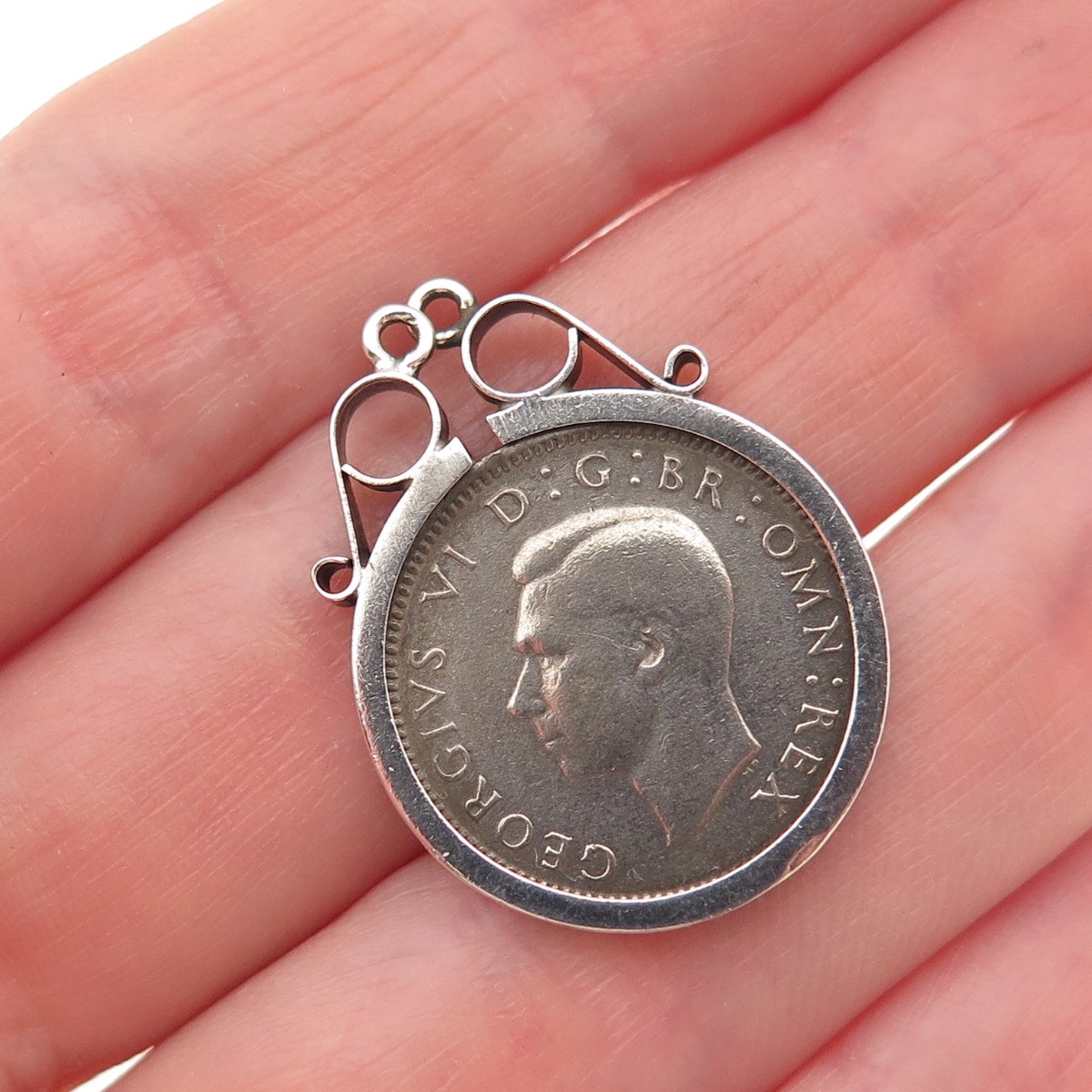 500 Silver Antique 1944 United Kingdom 6 Pence – George VI Coin Charm Pendant