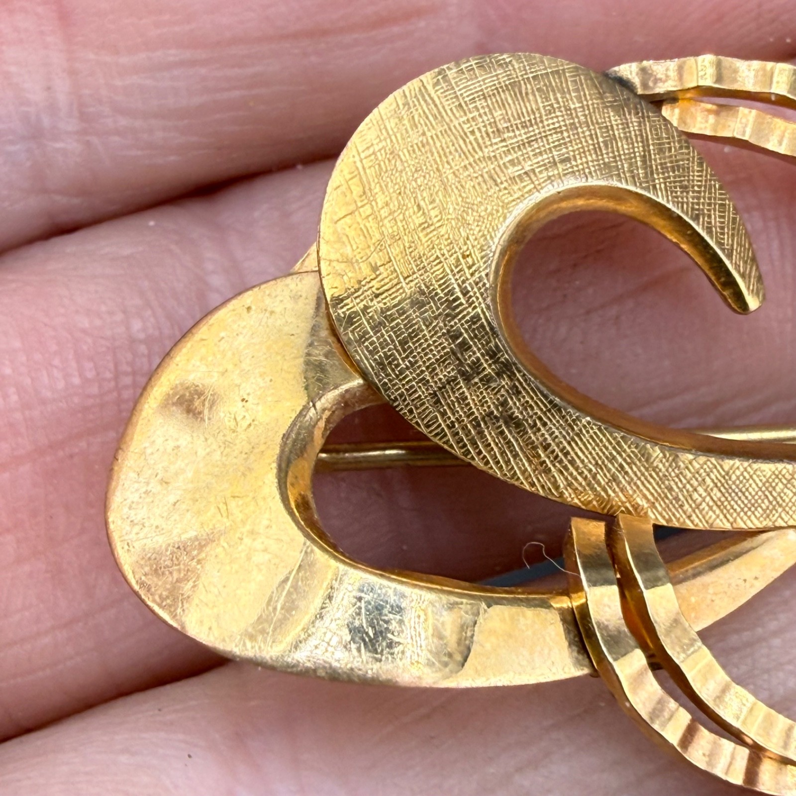 Vintage Gold Filled Brooch Signed Curtis