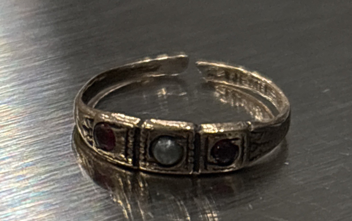Vintage Little Nemo Gold Plated Rhinestone Childs Ring Size 1