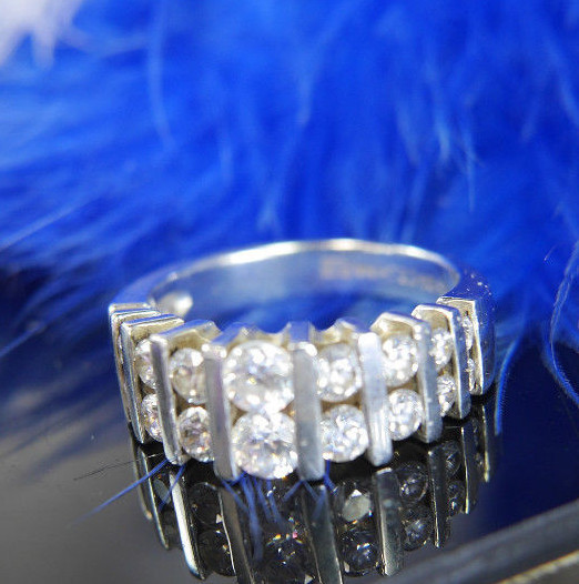 Anniversary CUBIC ZIRCONIA Estate 0.925 Sterling Silver BAND RING sIze 5.5