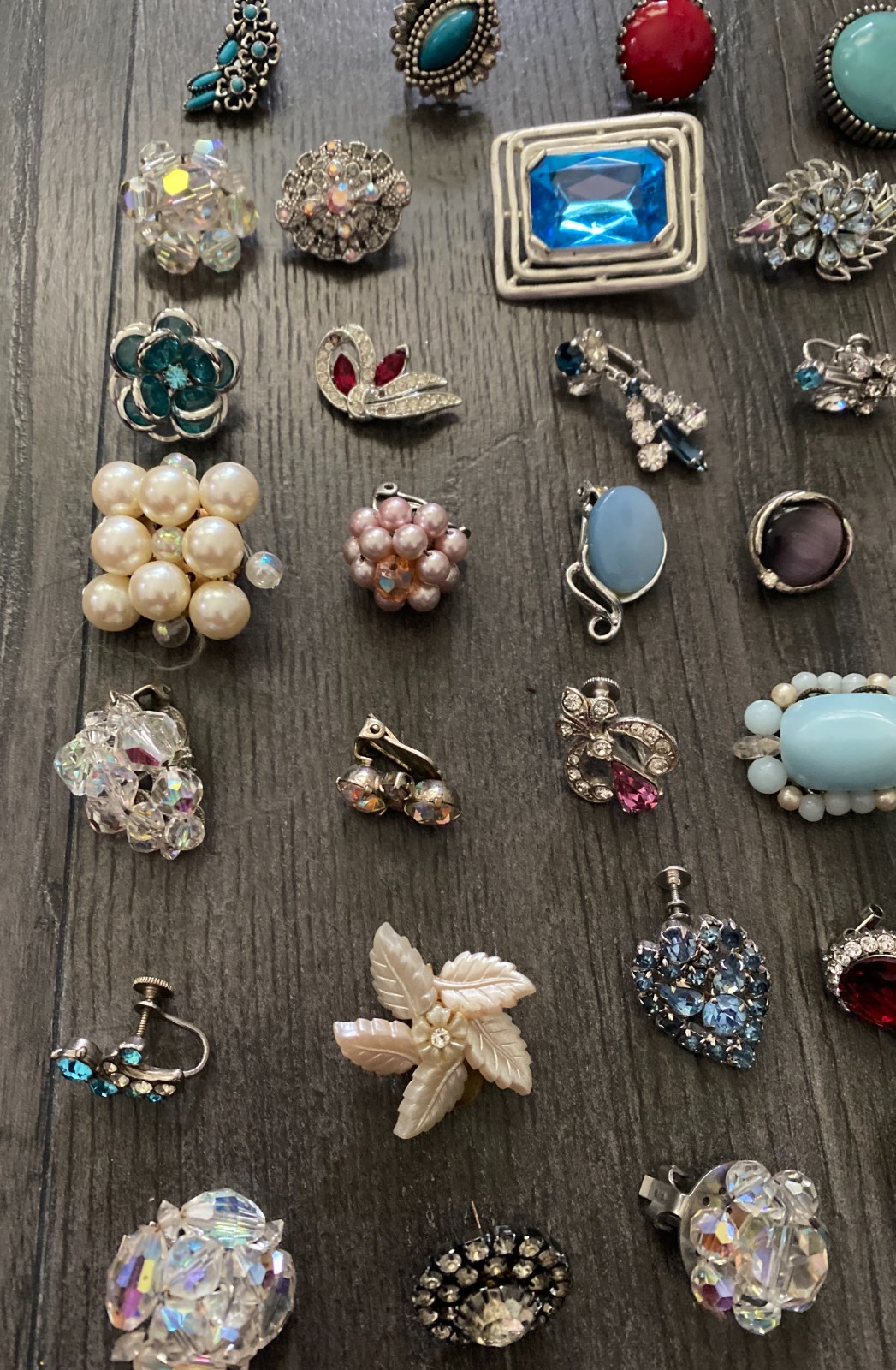Lot of 39 Vintage Single Earrings Beaded-Rhinestone-Turquoise-Faux Pearl-Etc.