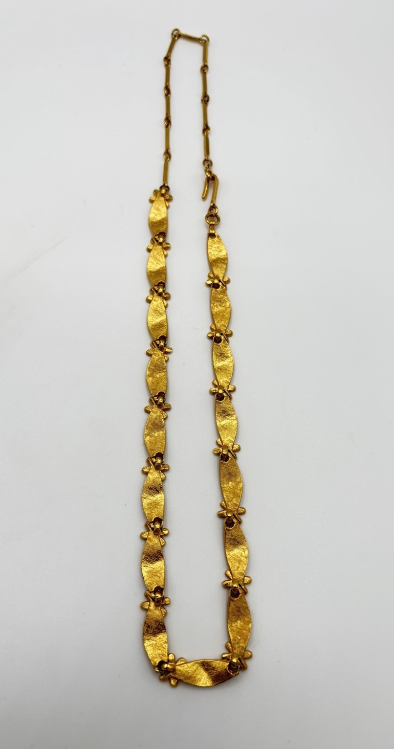 Vintage Crown Trifari Birthday Ribbon Flower Brushed Gold Tone Necklace *Read