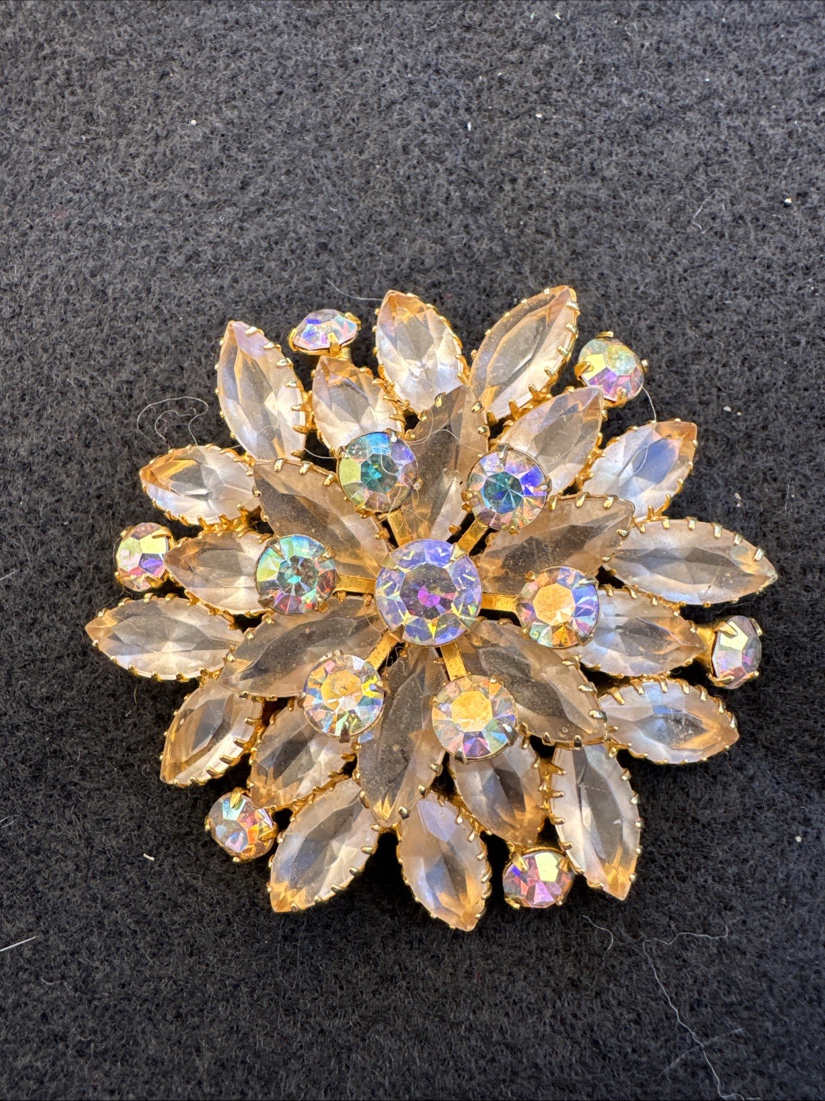 Vtg Set Of Julianna Aurora Borealis Crystals Pin Brooch & Clip On Earrings