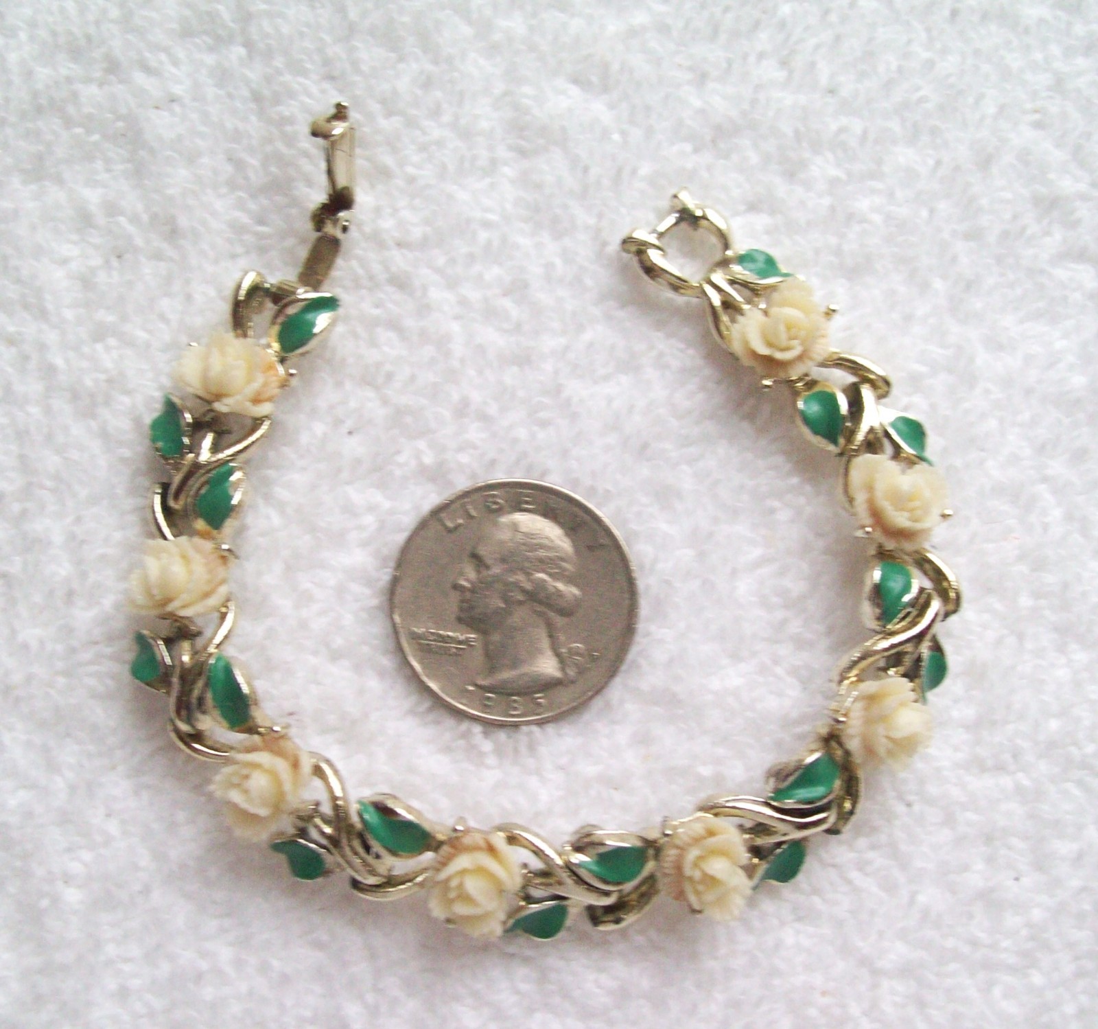 Vintage White Acetate Plastic Roses and Green Enamel Leaves Linked Bracelet