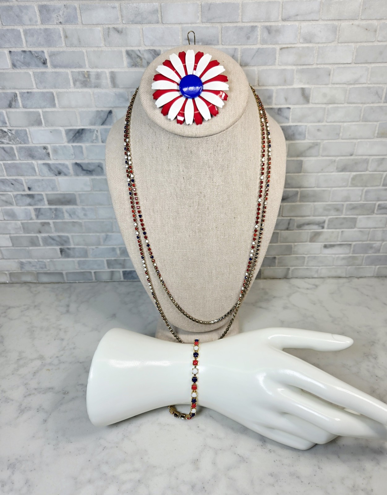 Vintage Red White & Blue Patriotic Jewelry Set Brooch Necklace & Bracelet