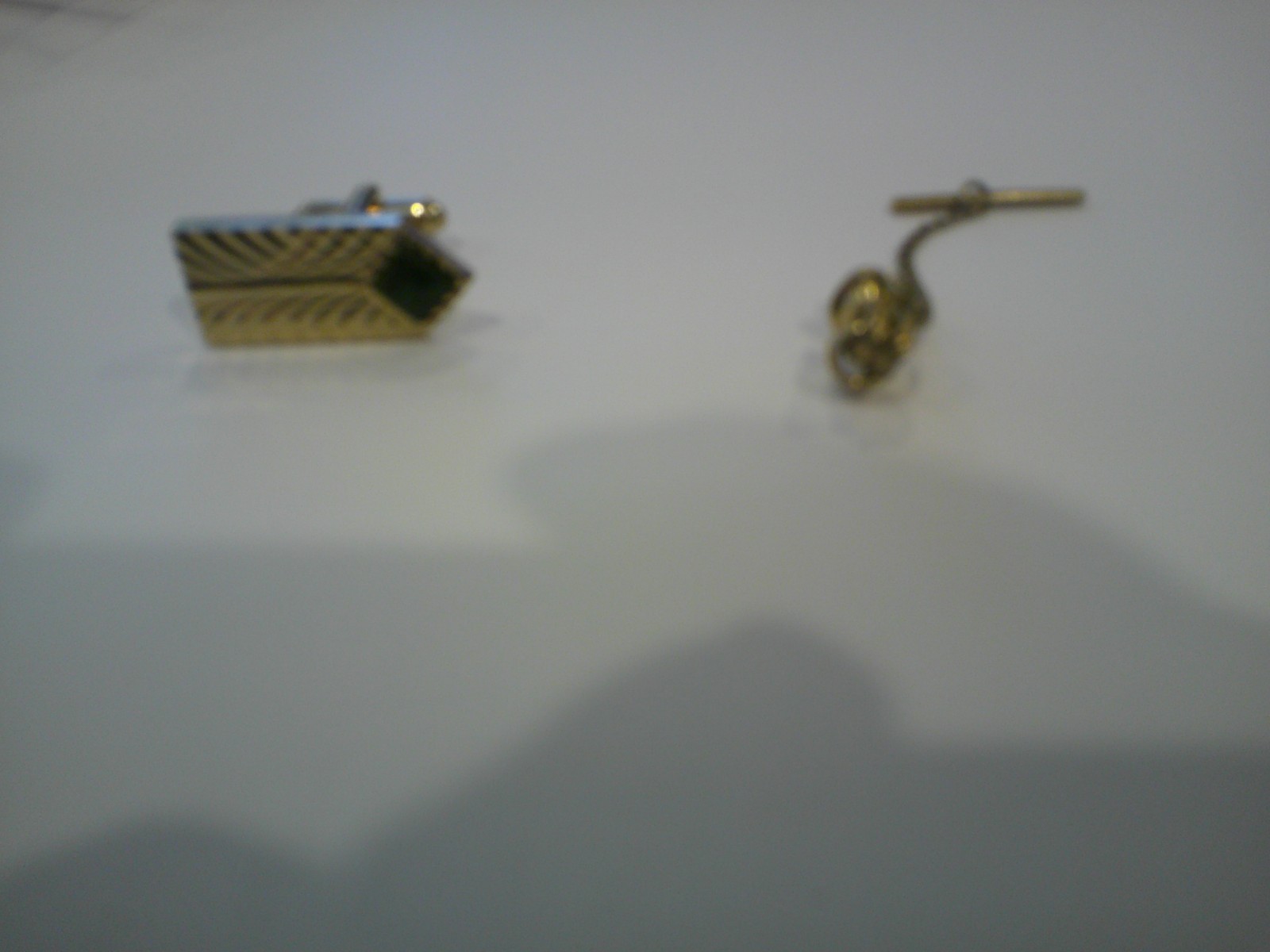 1 cufflink and tie tack GREEN STONE gold tone setting SEE PICTURES