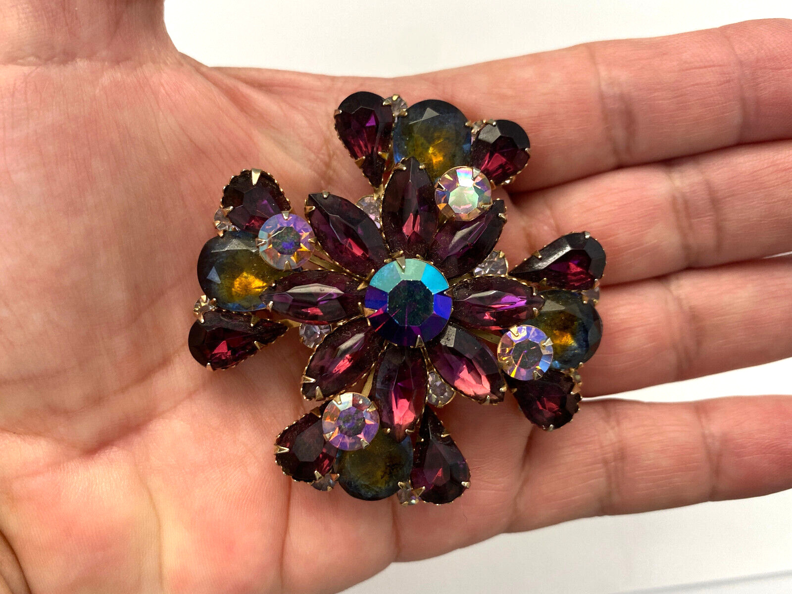 Vintage Purple-Aurora Borealis Crystal Large FLOWER Pin-Brooch-30g-Beautiful!!