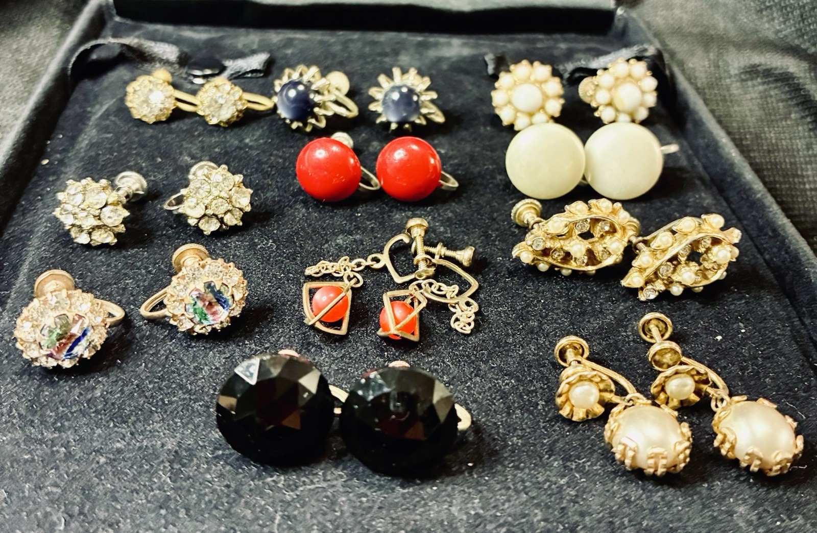 Vintage Screw-Back Earrings Lot 11 Pairs Rhinestone Faux Pearl Gold Tone Retro