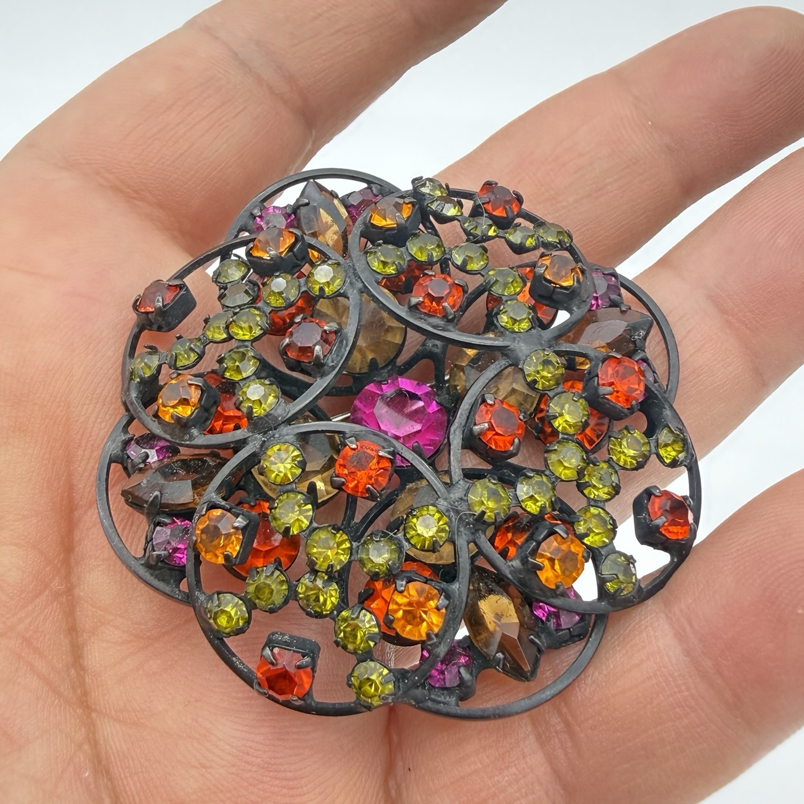 Vtg Unsigned Beauty Brooch Pin Fuchsia Rhinestone Japanned Layered Dome Open Bac