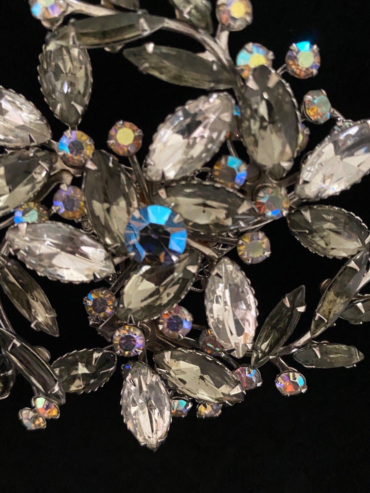 Brooch Juliana D&E unsigned Smoky Crystal Faceted AB Rhinestone VTG