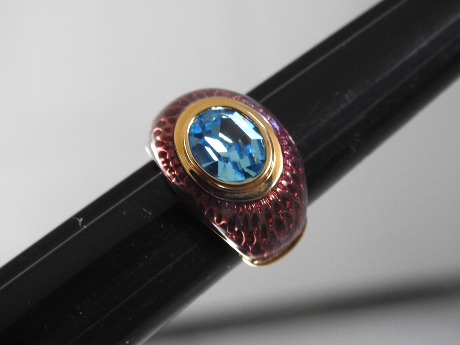 gorgeous Kenneth J Lane KJL faux Blue Topaz & Enamel RING 7.25