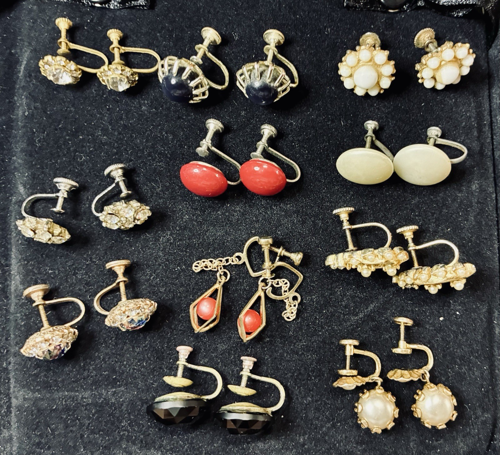 Vintage Screw-Back Earrings Lot 11 Pairs Rhinestone Faux Pearl Gold Tone Retro