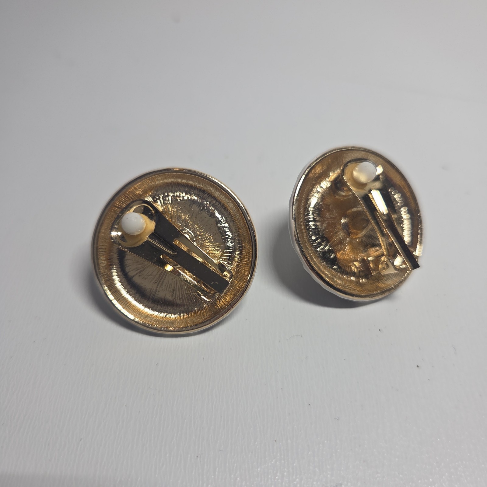 Kenneth Jay Lane Cultura Pearl Center Button Clip Earings