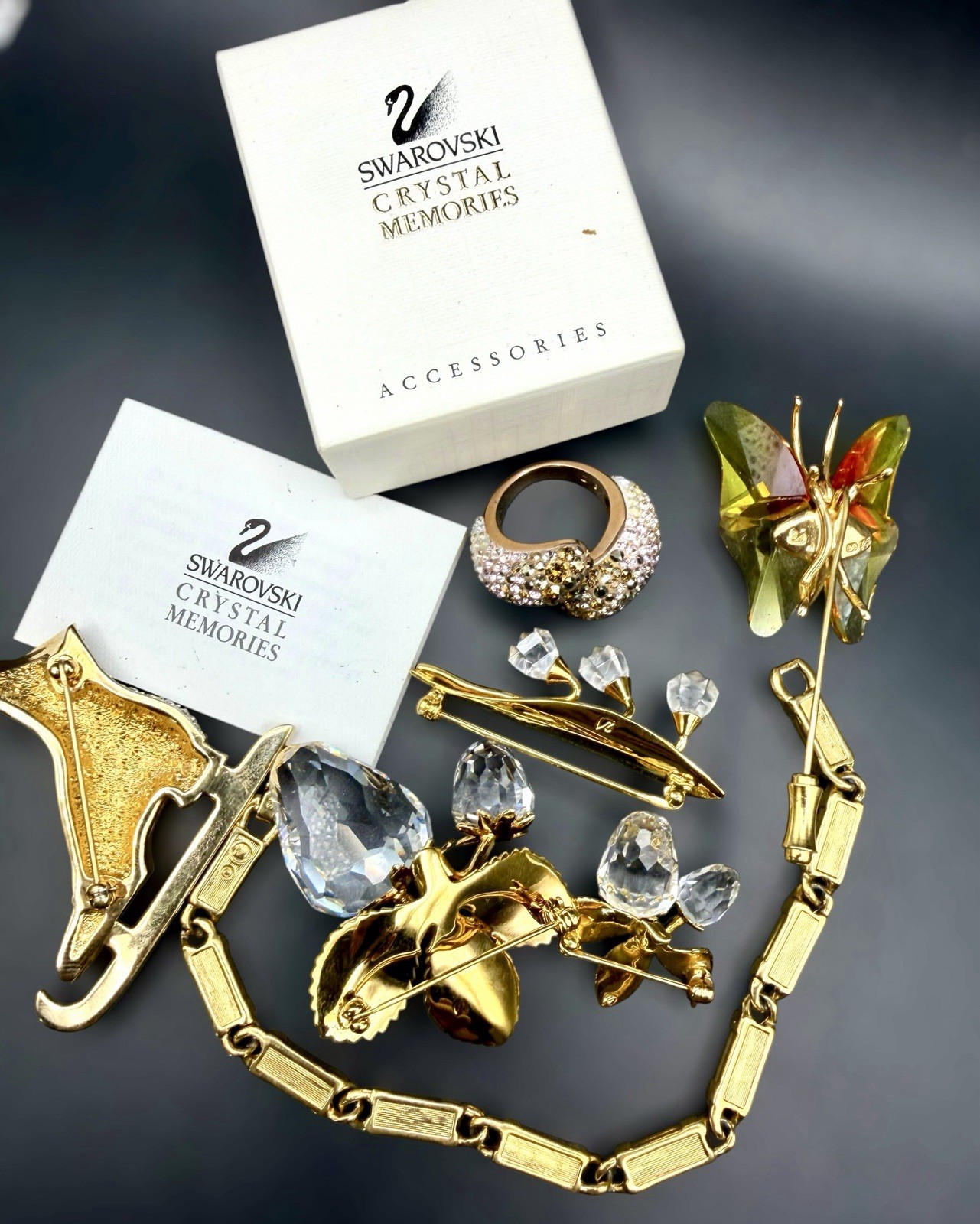 7 Piece Vtg SWAROVSKI Crystal Jewelry Lot Brooches Bracelet Stick Pin & Ring