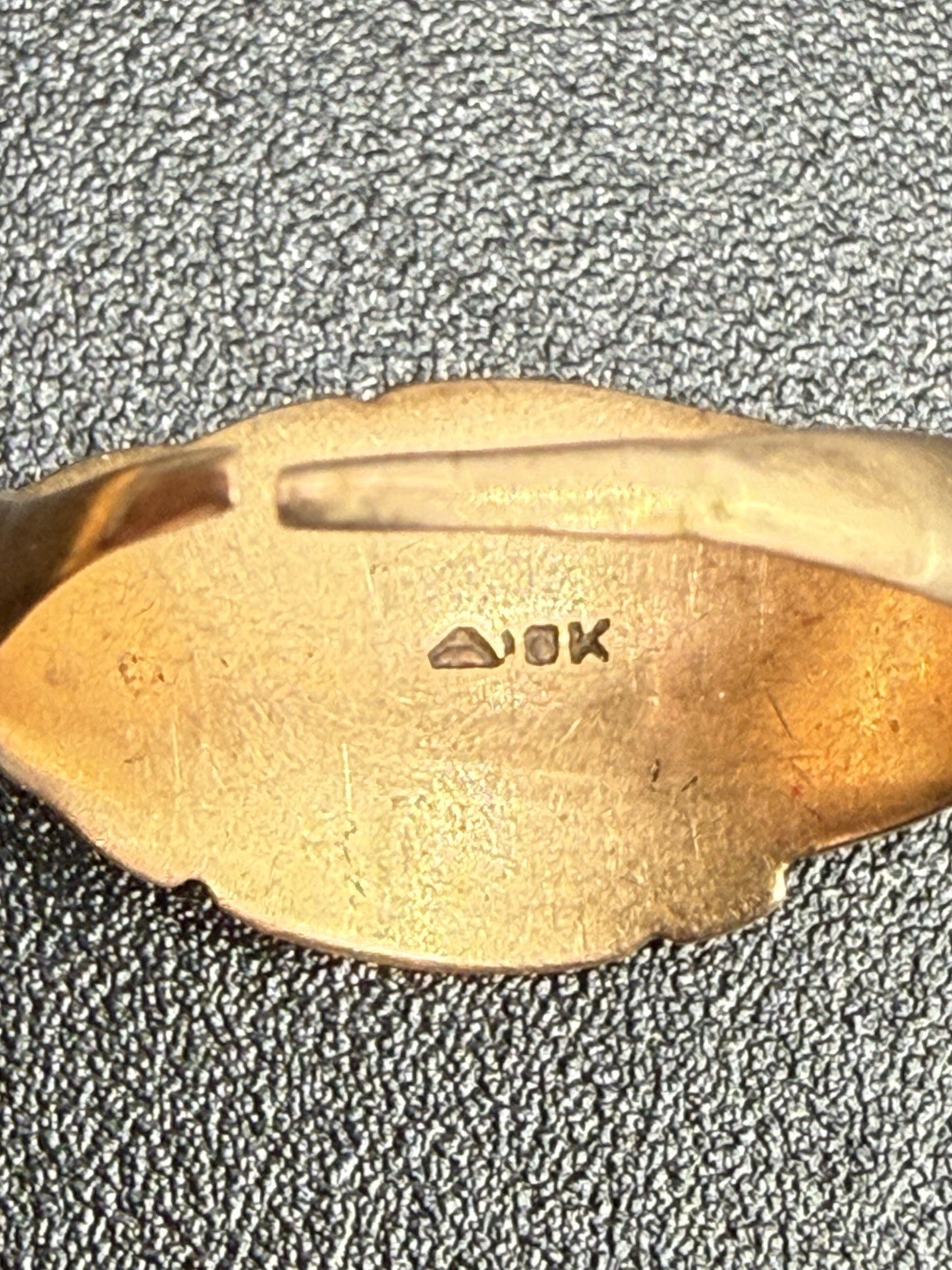 Vintage 10K Gold Ring Monogram Initial Engraved Victorian Size Unknown 3.08g