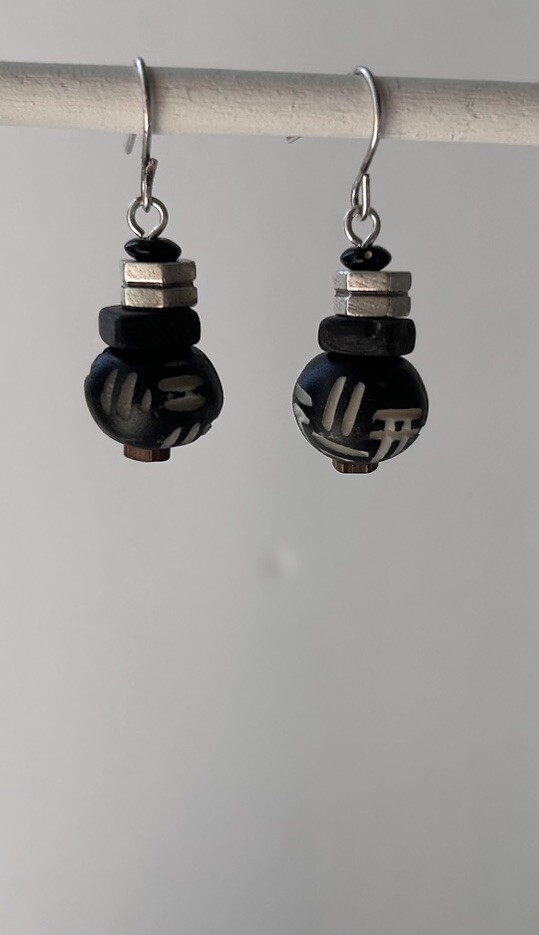 Vintage Earring Silver And Black Beads Unique Design For Any Occasion