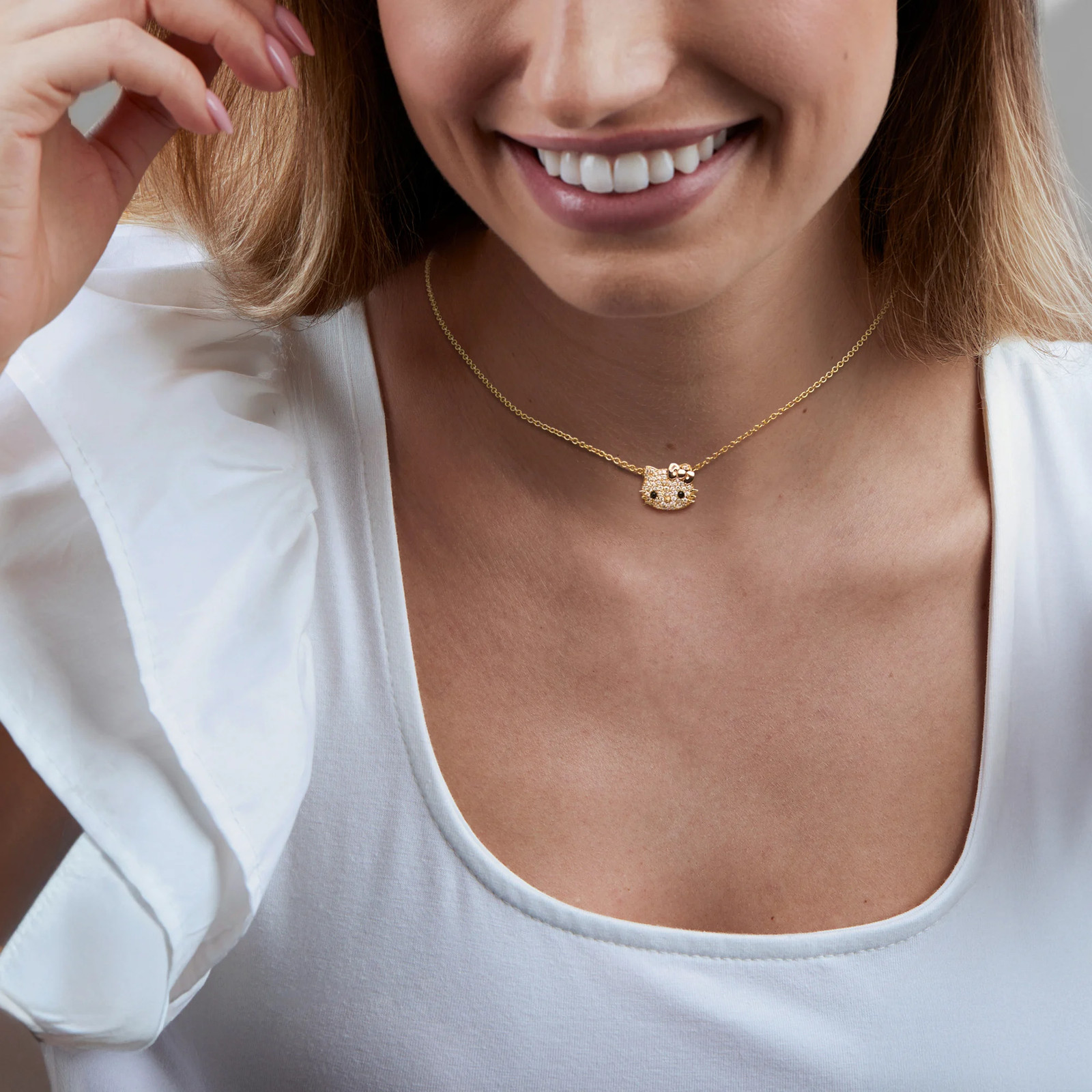 Vint Diamond Hello Kitty Ncklc w Sapphires in 18k Gold 14.5 inches