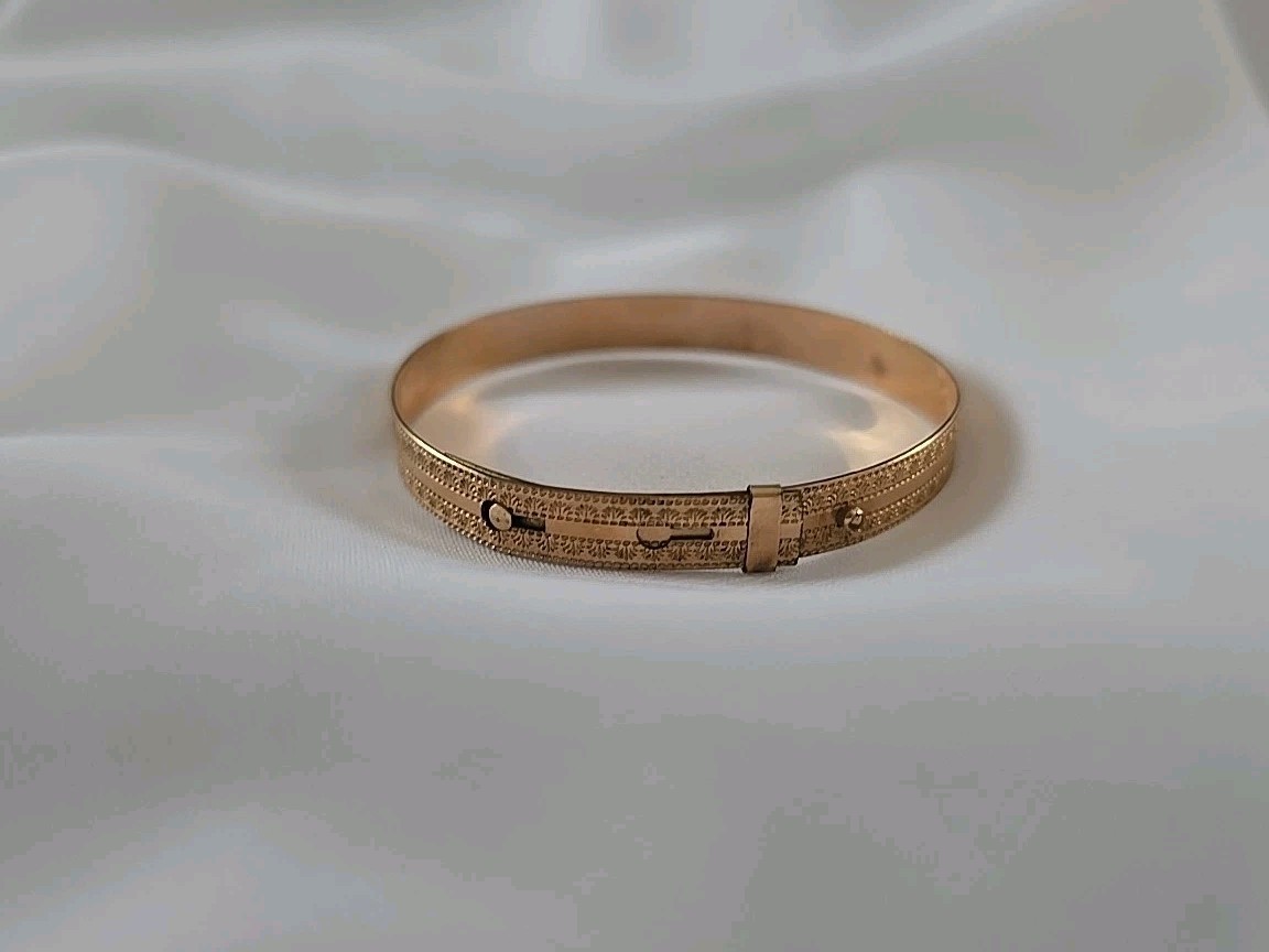 Victorian Gold Filled Buckle Bangle Bracelet Engraved Design Small Wrist 5.5″