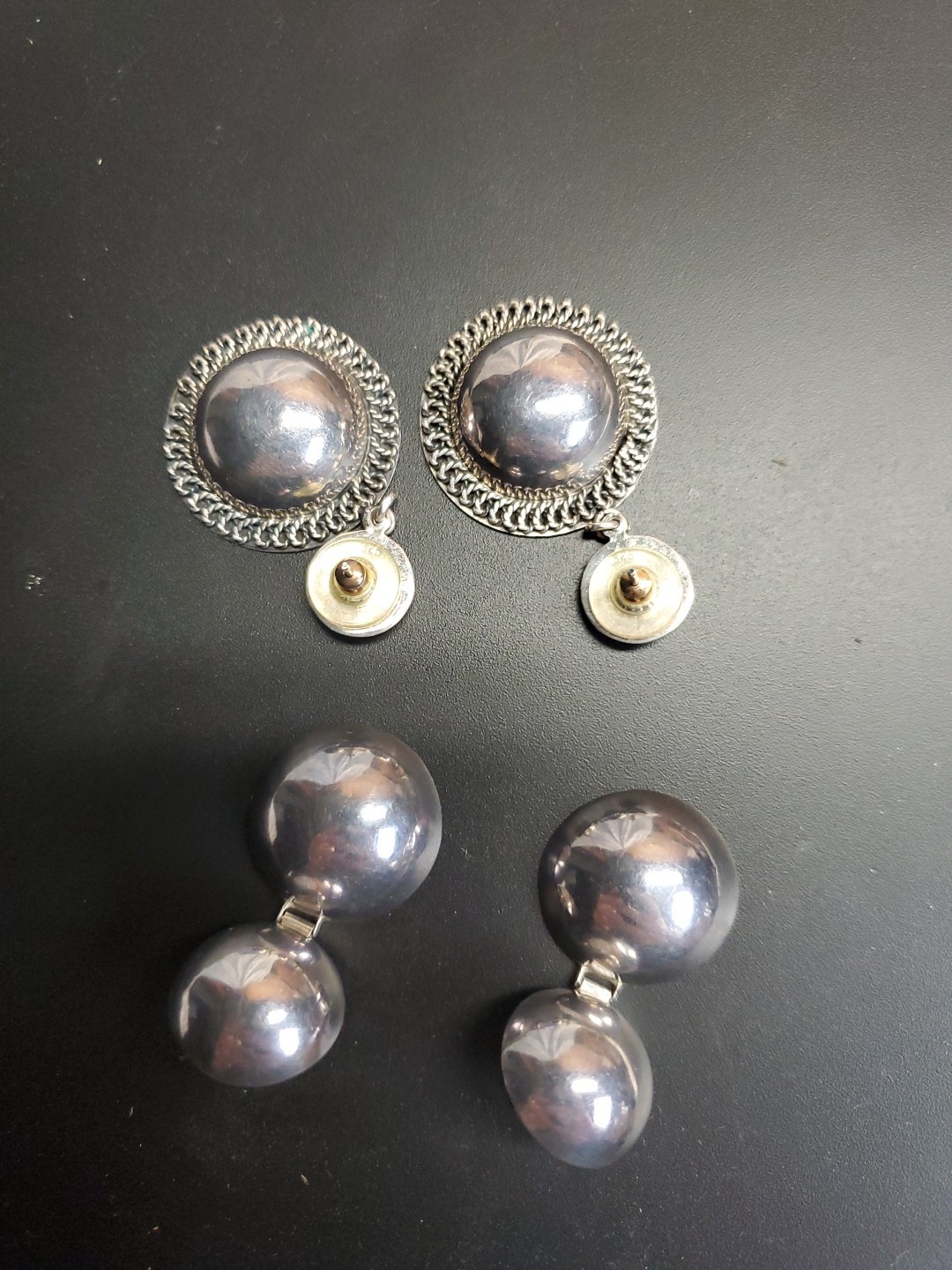 30g Two Pair Of Circular Vintage .925 Sterling Silver Earrings+