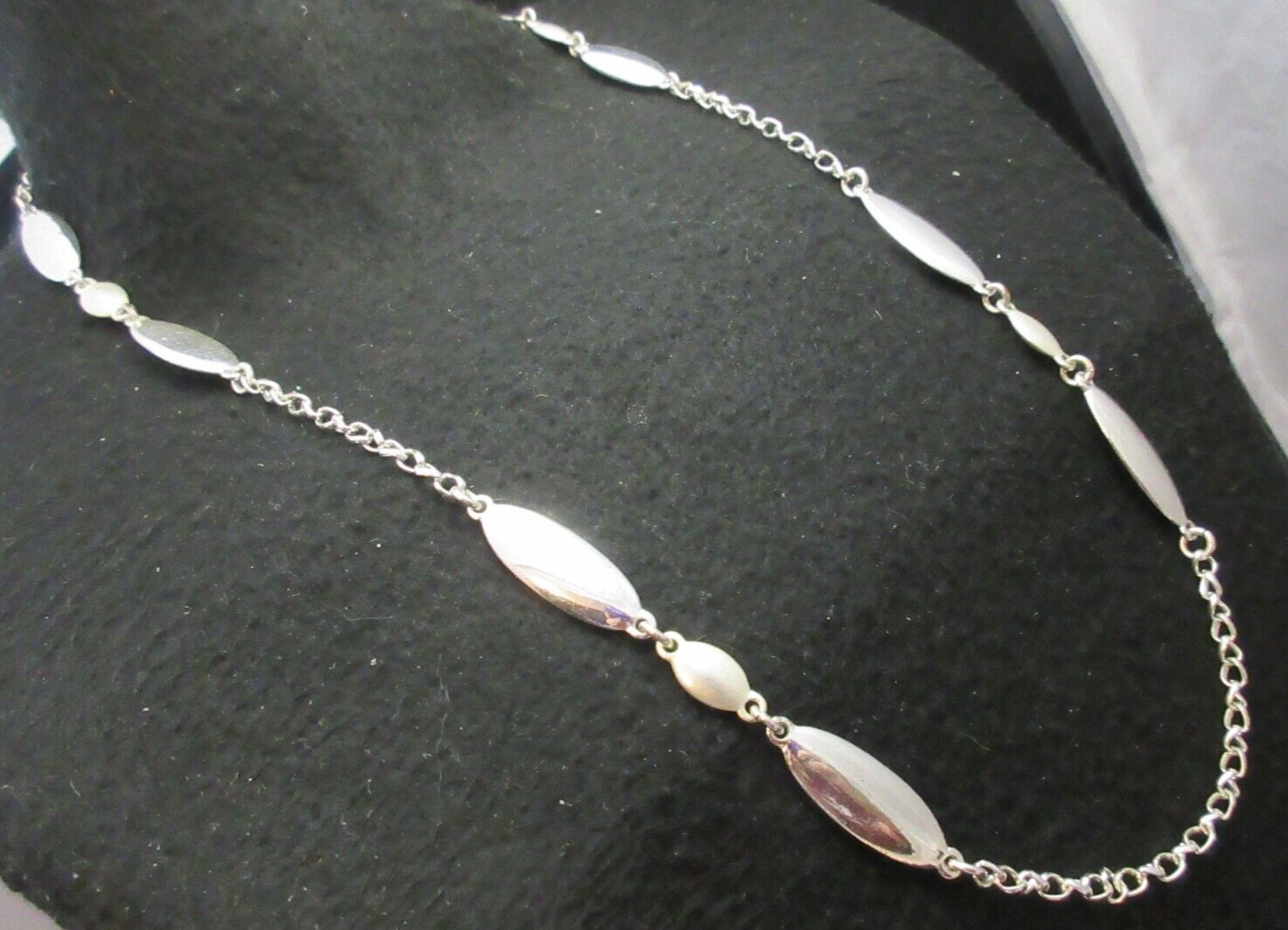 Trifari Signed More Modern Decorative Chain Necklace Silver Tone Ovals 26″ Long