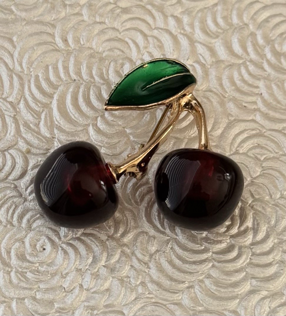 Vintage style Cherry brooch enamel on metal