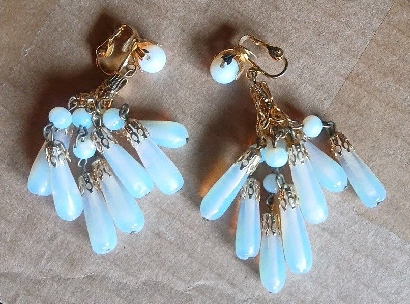 Vintage Opaline Glass Dangle Clip Earrings (R)