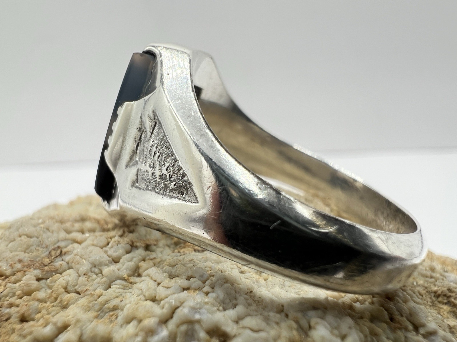 Vintage Men’s Sterling Silver Moss Agate Ring